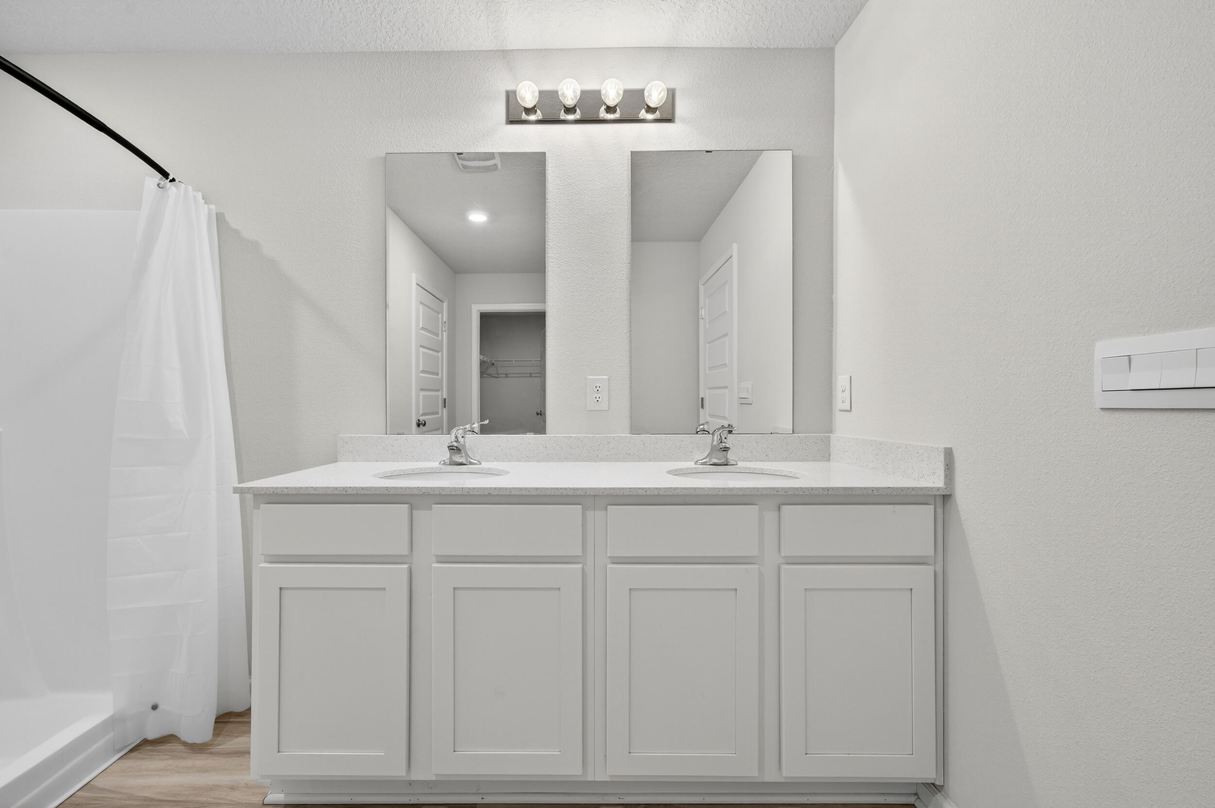 SILVER LAKE VILLAGE - Residential