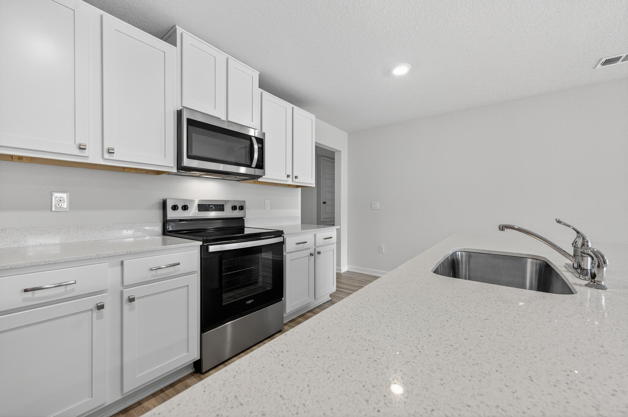 SILVER LAKE VILLAGE - Residential