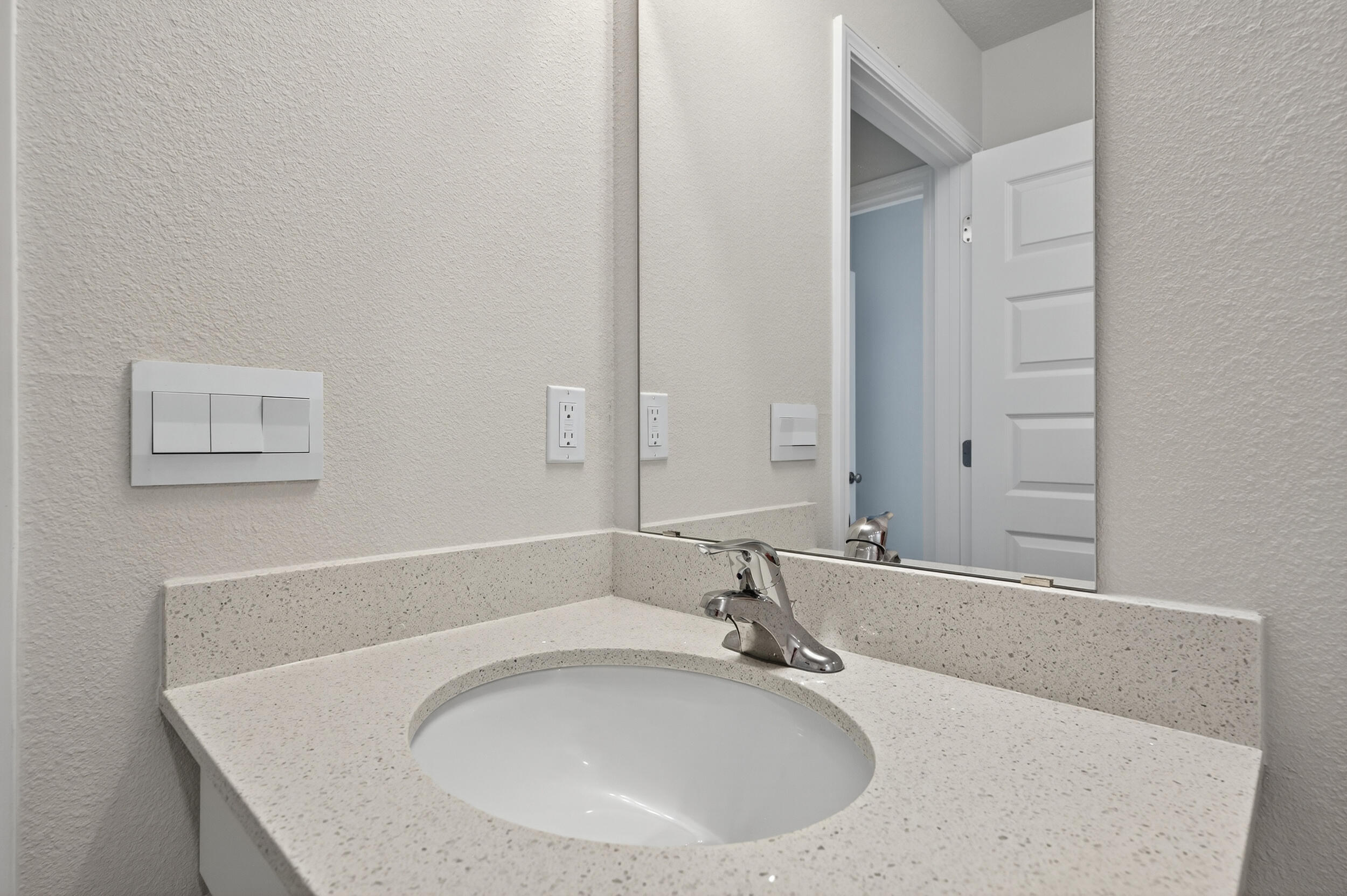SILVER LAKE VILLAGE - Residential