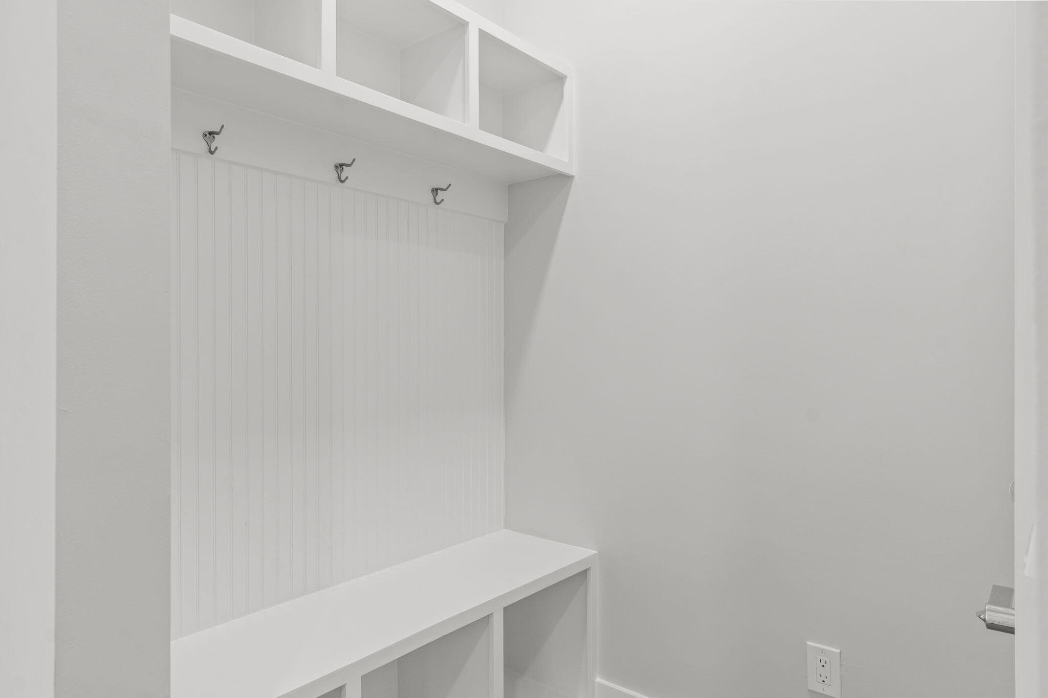 Breakwater at Ward Creek - Residential Lease