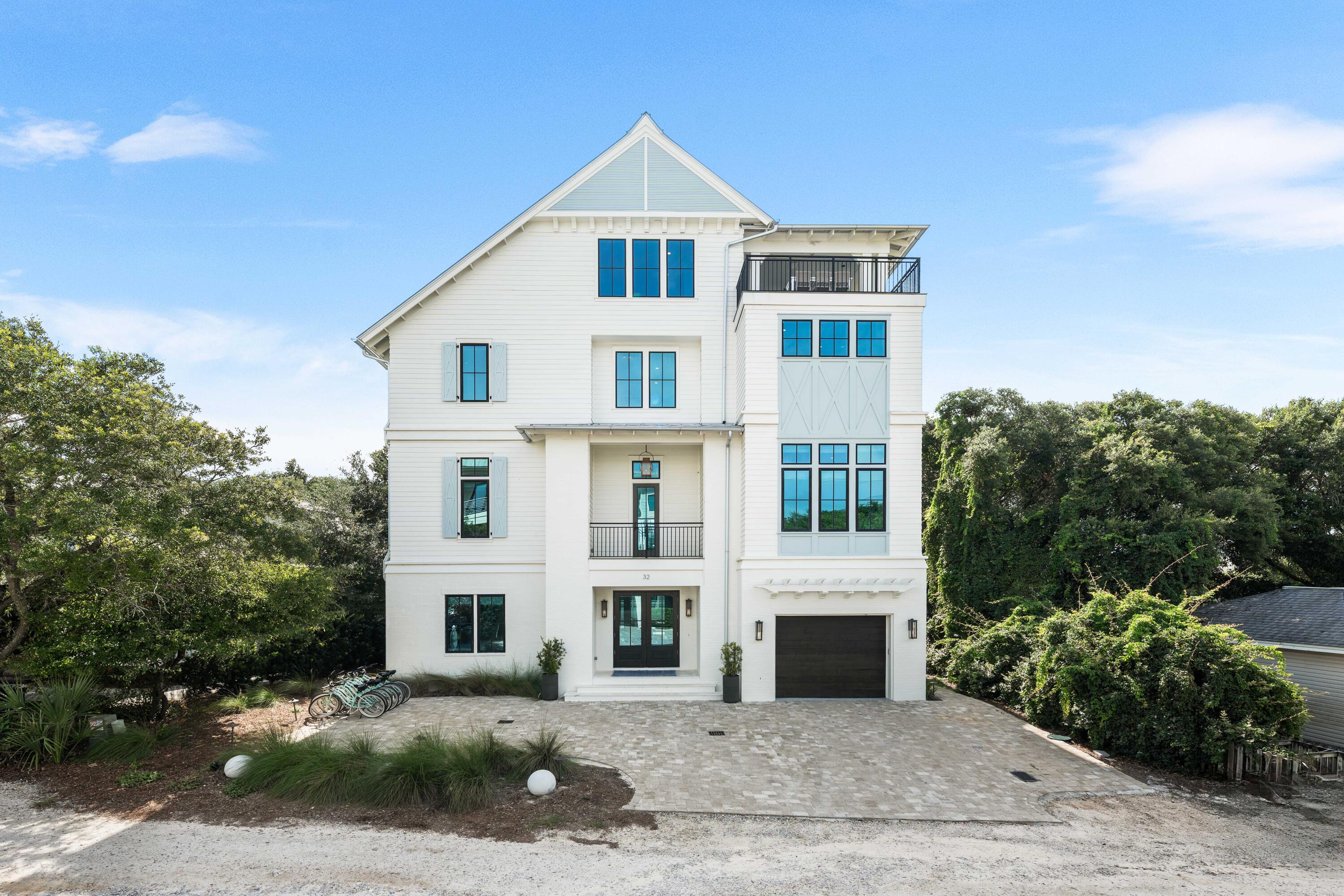 32 Camellia Street