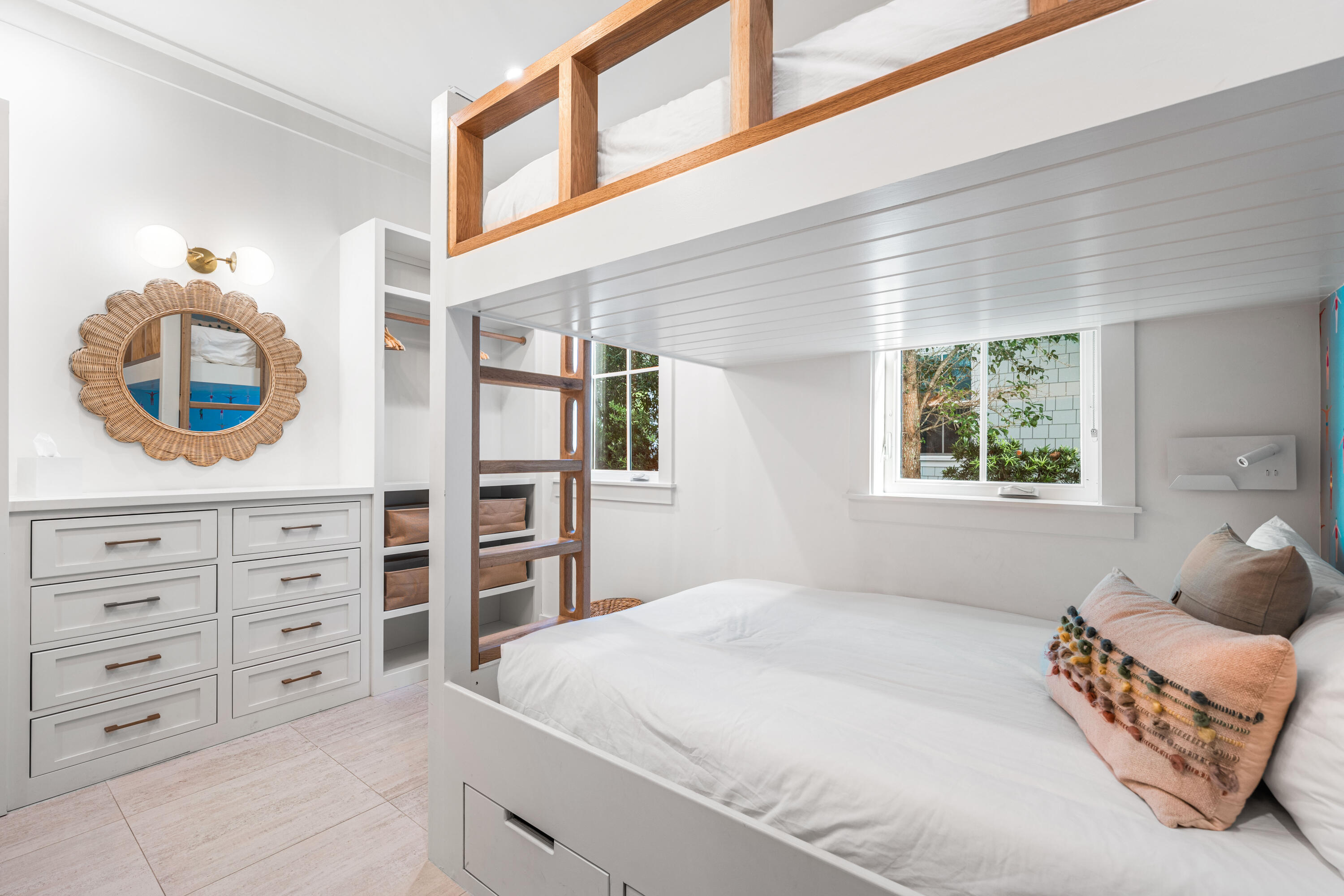 SEAGROVE 3RD ADDN - Residential