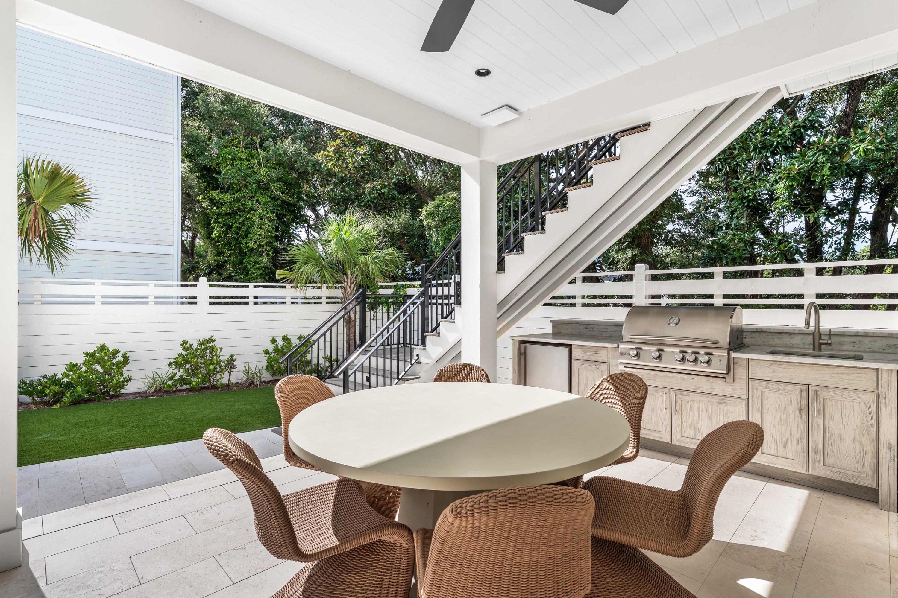 SEAGROVE 3RD ADDN - Residential