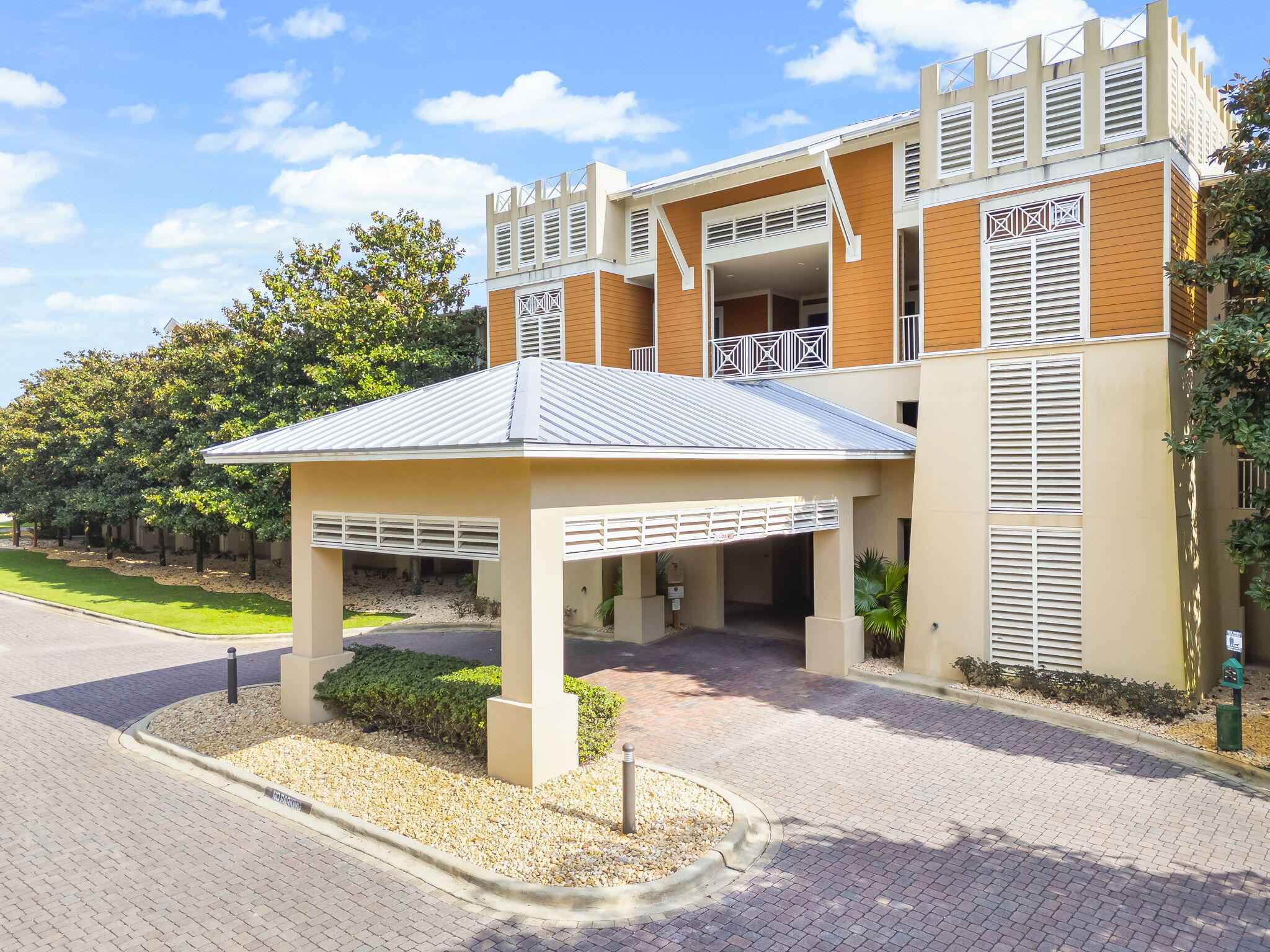 SANCTUARY AT REDFISH - Residential