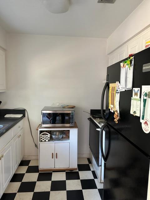 COUNTRY CLUB CONDO - Residential