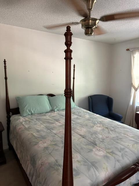 COUNTRY CLUB CONDO - Residential