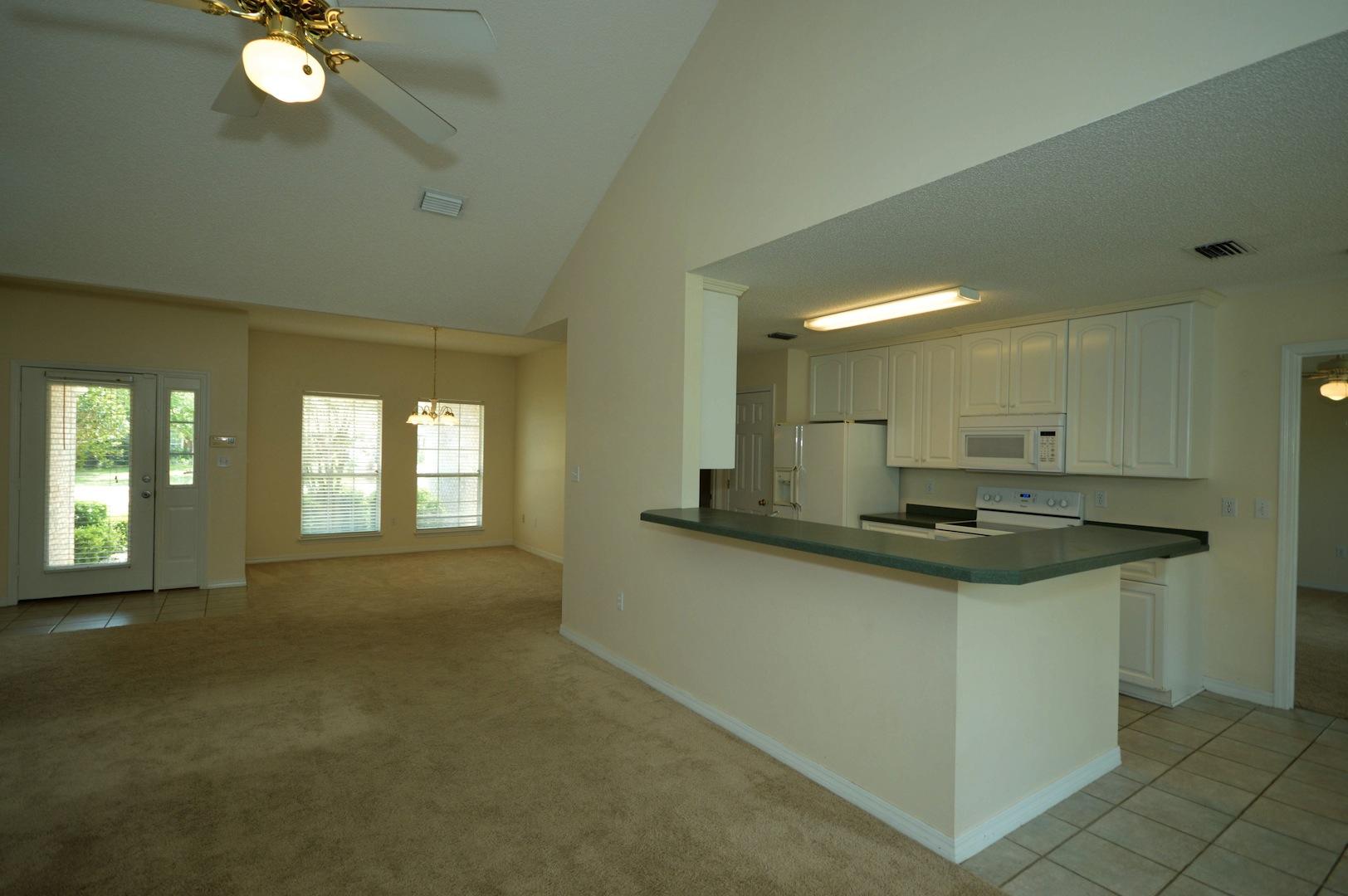 HOLLEY BY THE SEA - Residential