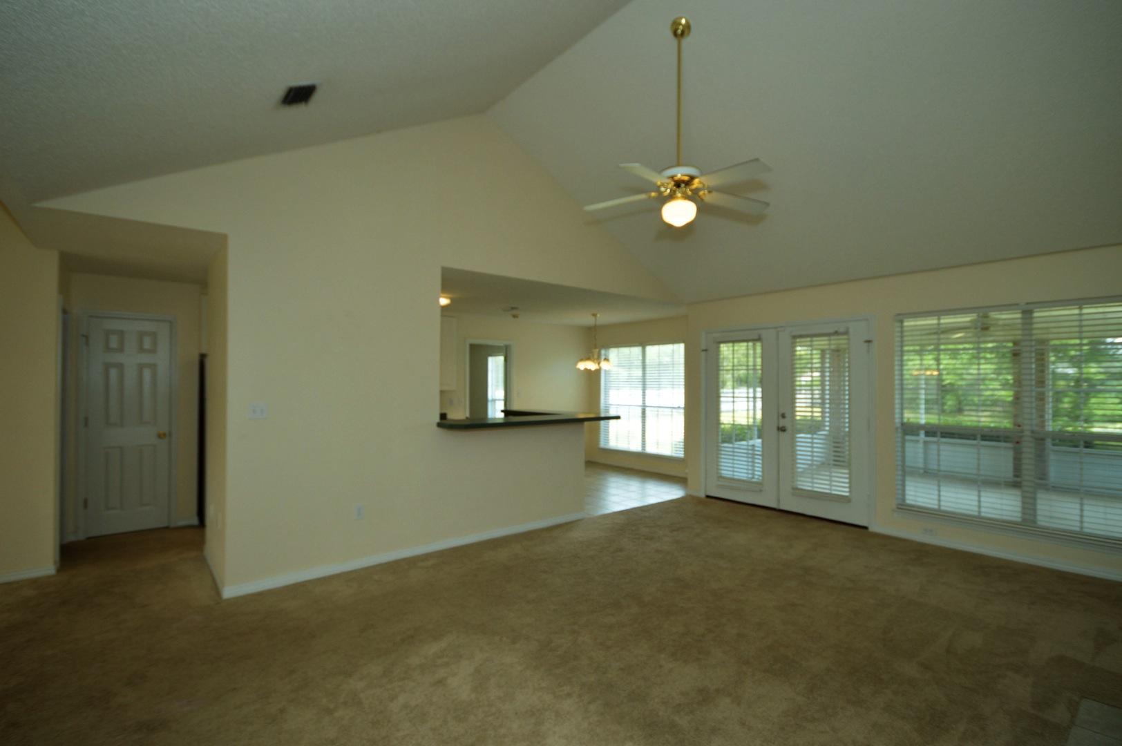 HOLLEY BY THE SEA - Residential