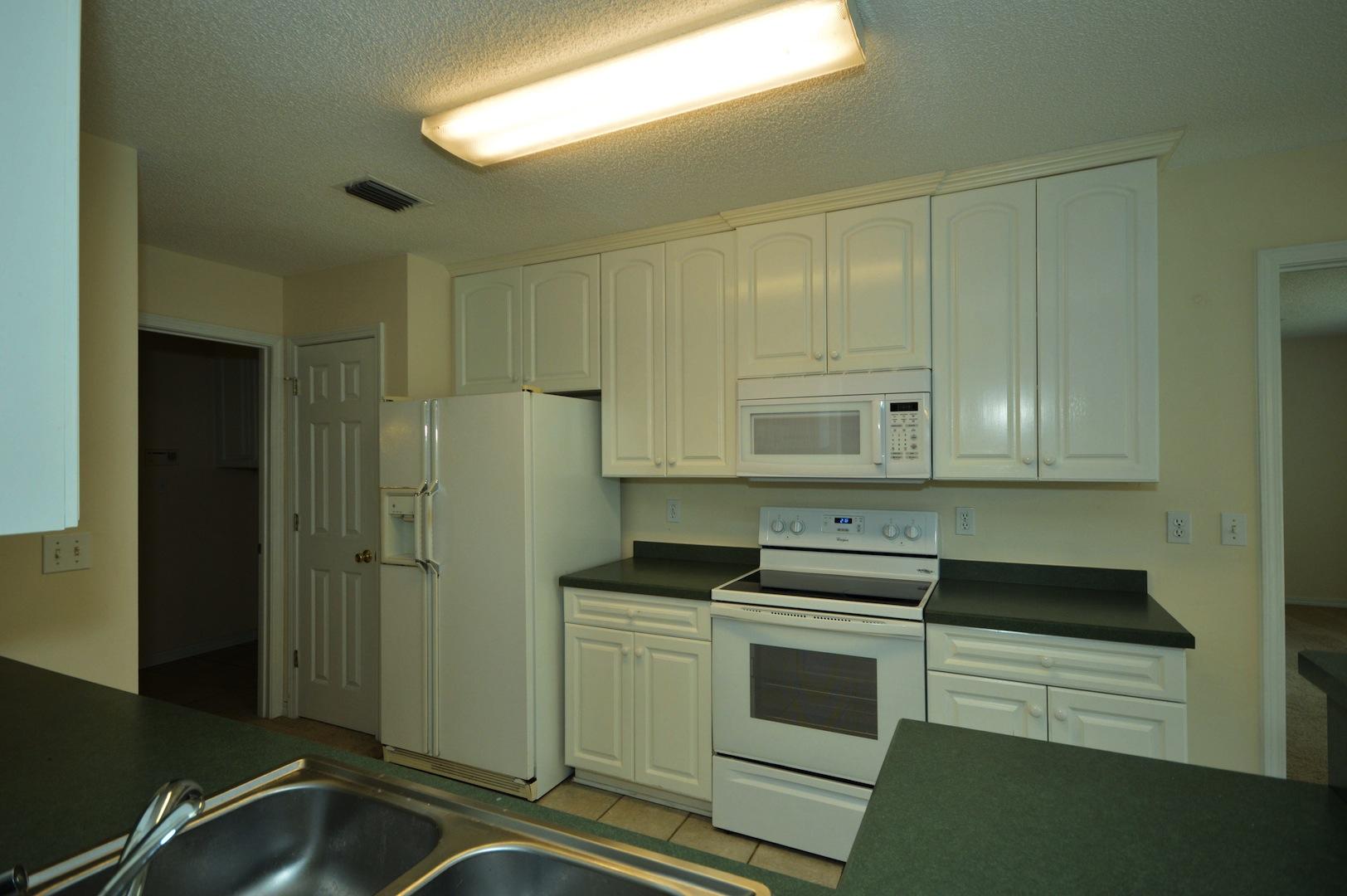 HOLLEY BY THE SEA - Residential