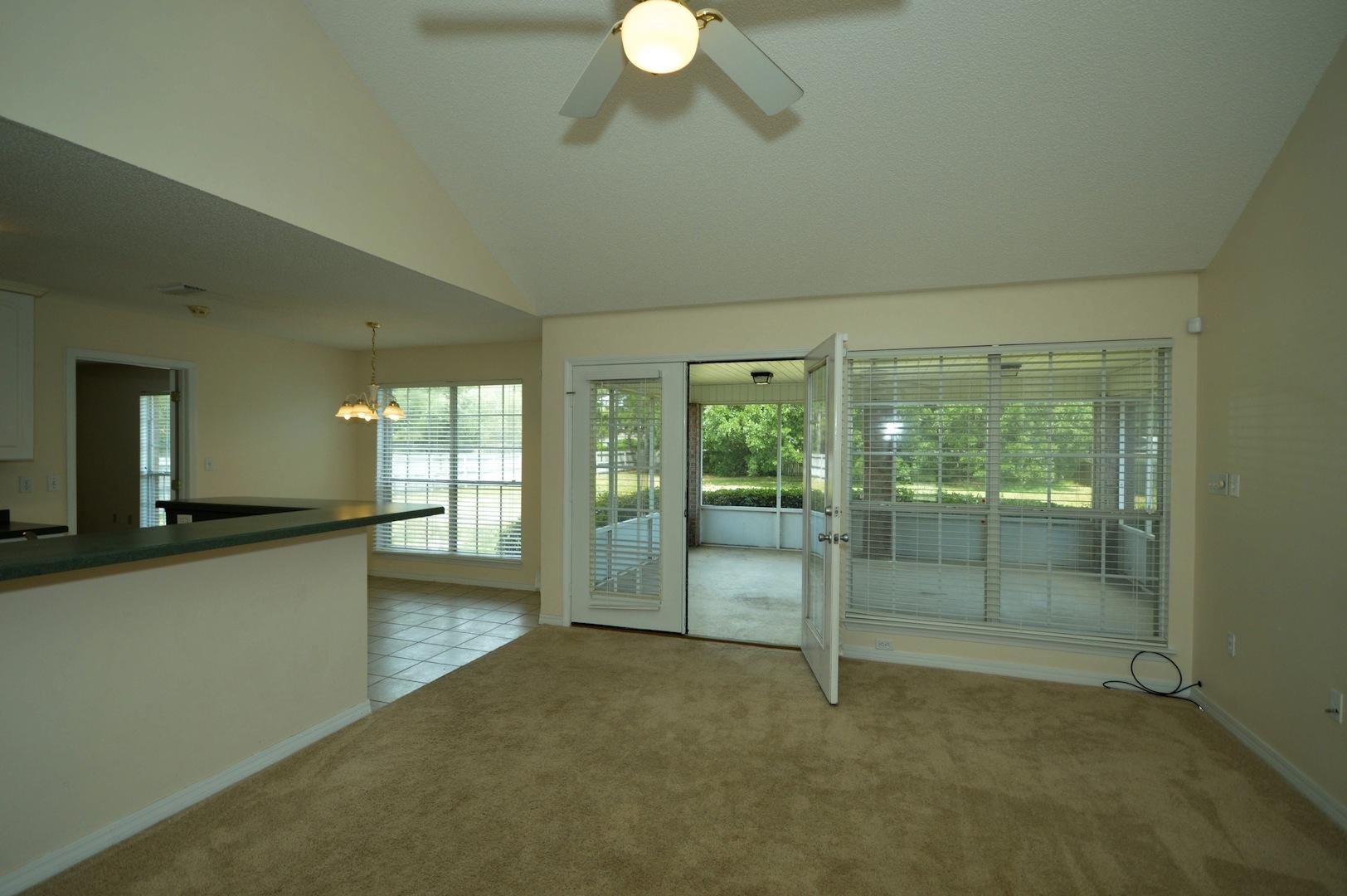 HOLLEY BY THE SEA - Residential