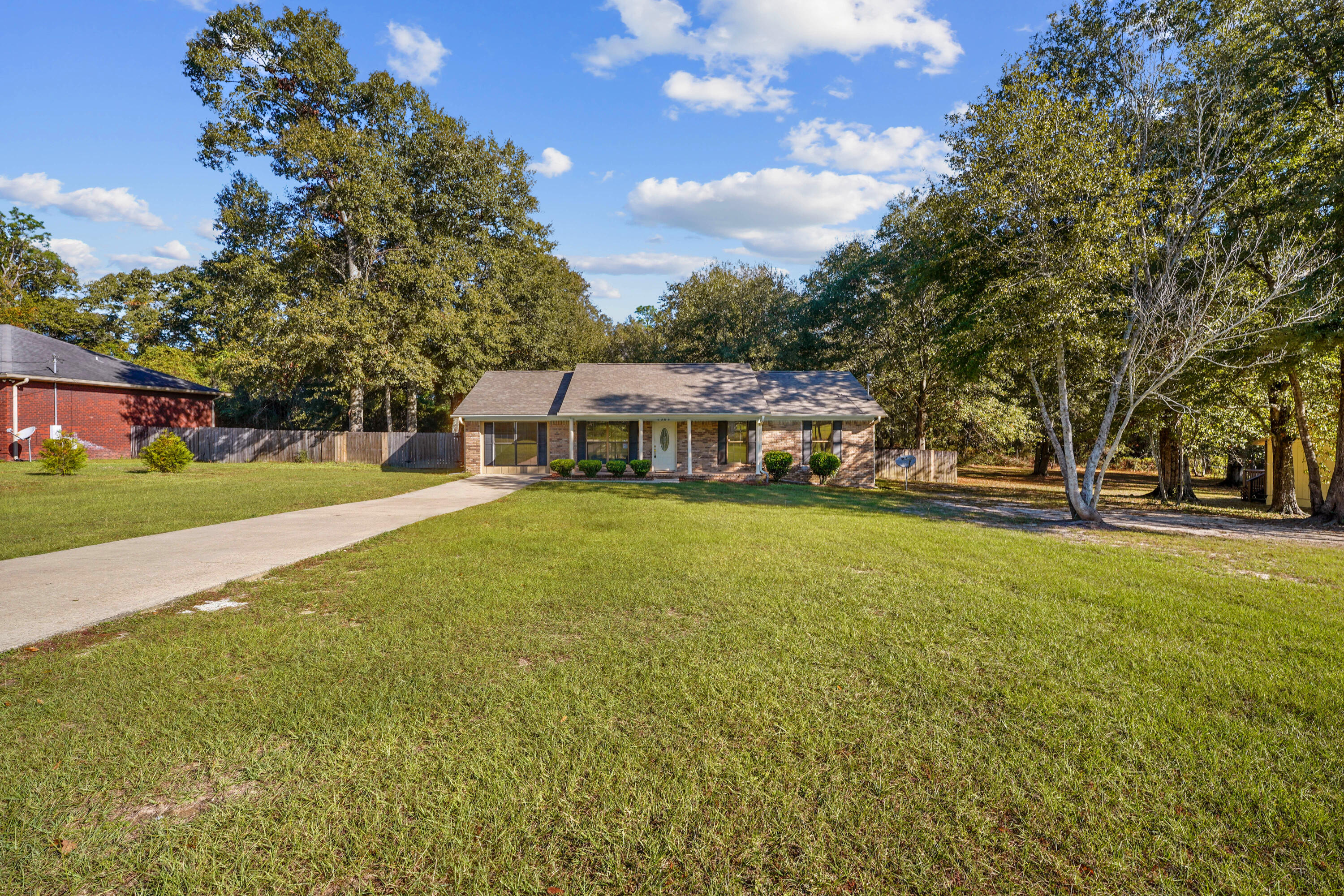 NO RECORDED SUBDIVISION - Residential