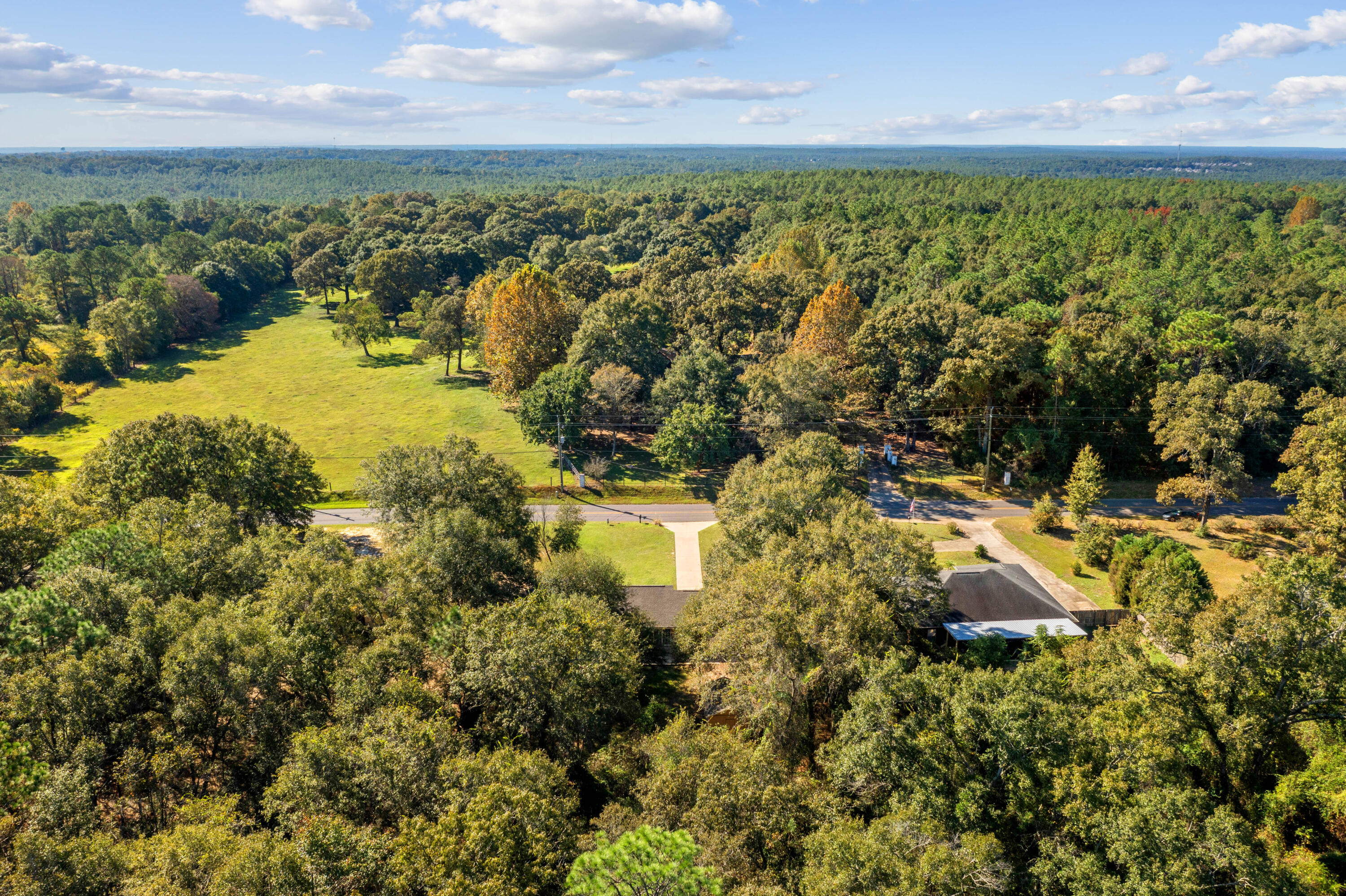 NO RECORDED SUBDIVISION - Residential