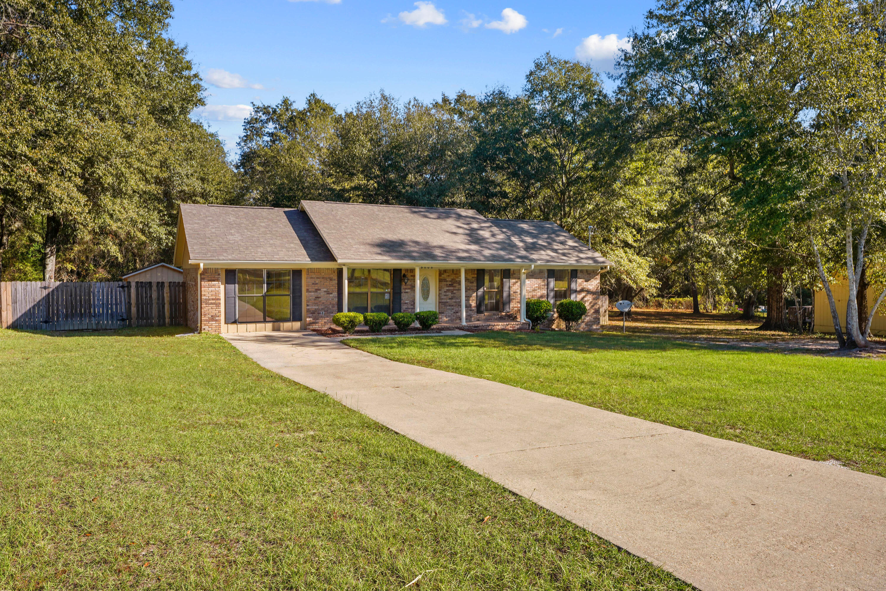 NO RECORDED SUBDIVISION - Residential