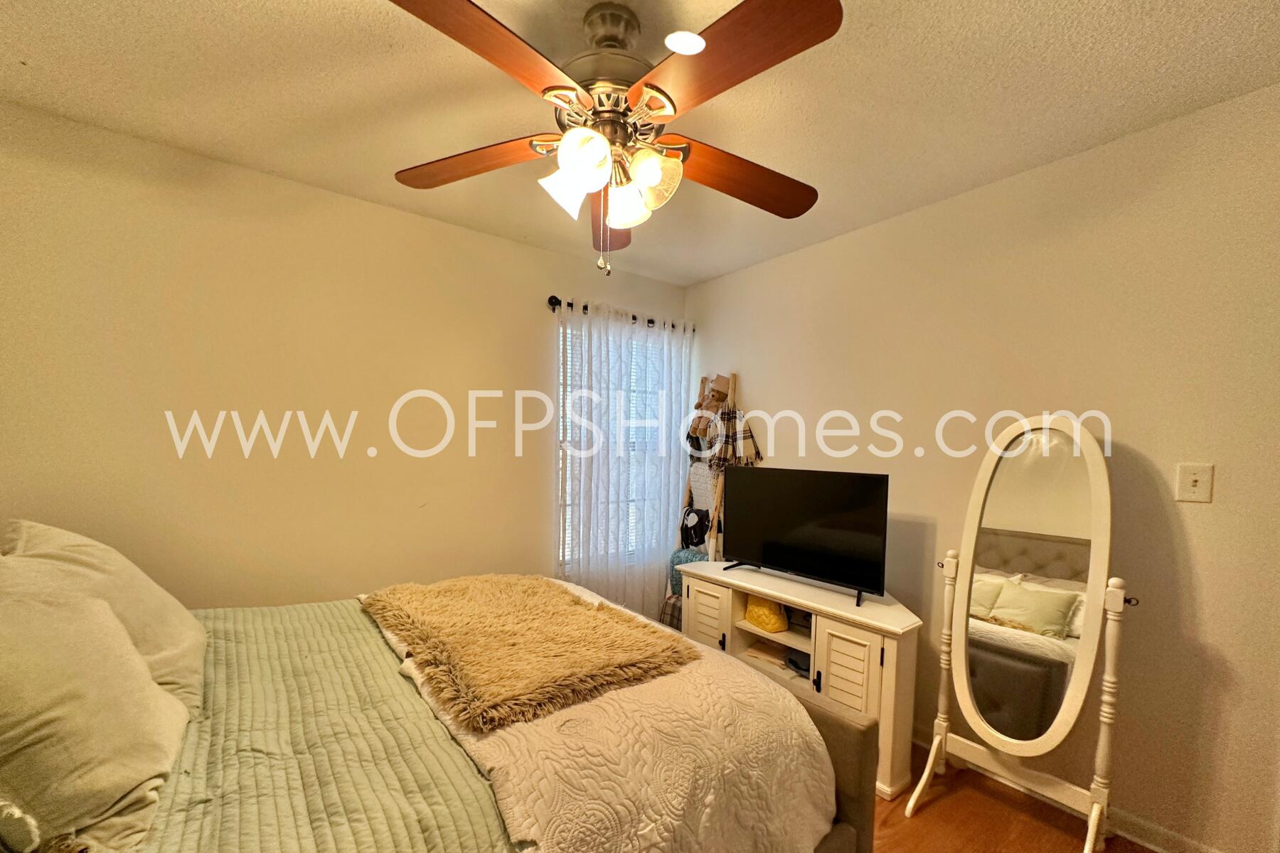 KELLY HILL ESTATES - Residential Lease