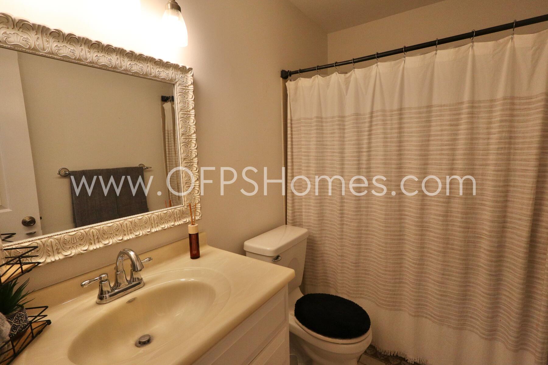 KELLY HILL ESTATES - Residential Lease
