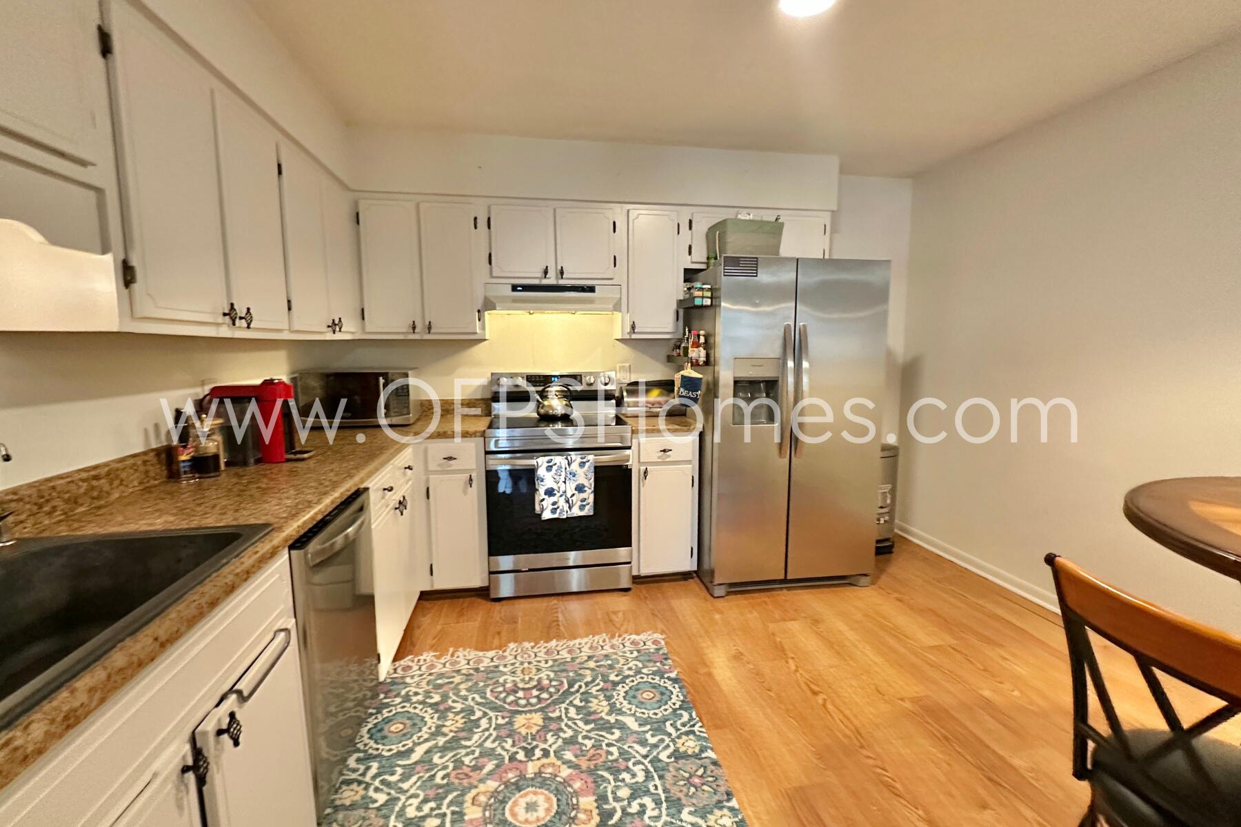 KELLY HILL ESTATES - Residential Lease