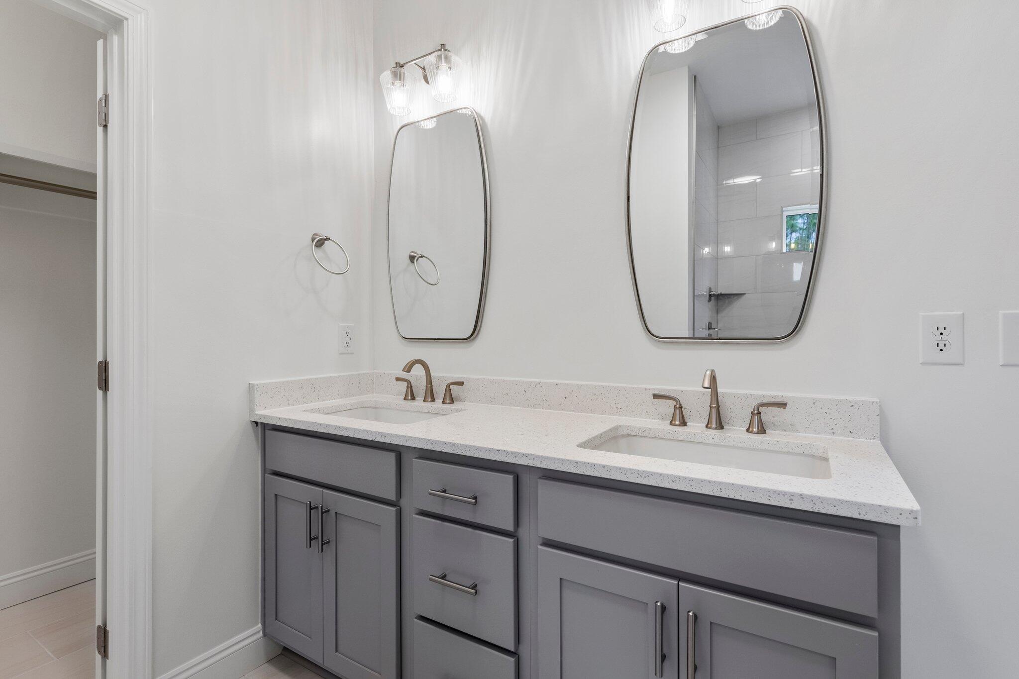 VILLA TASSO TOWN OF - Residential