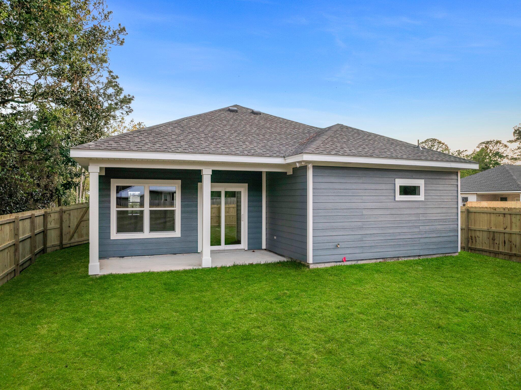 VILLA TASSO TOWN OF - Residential