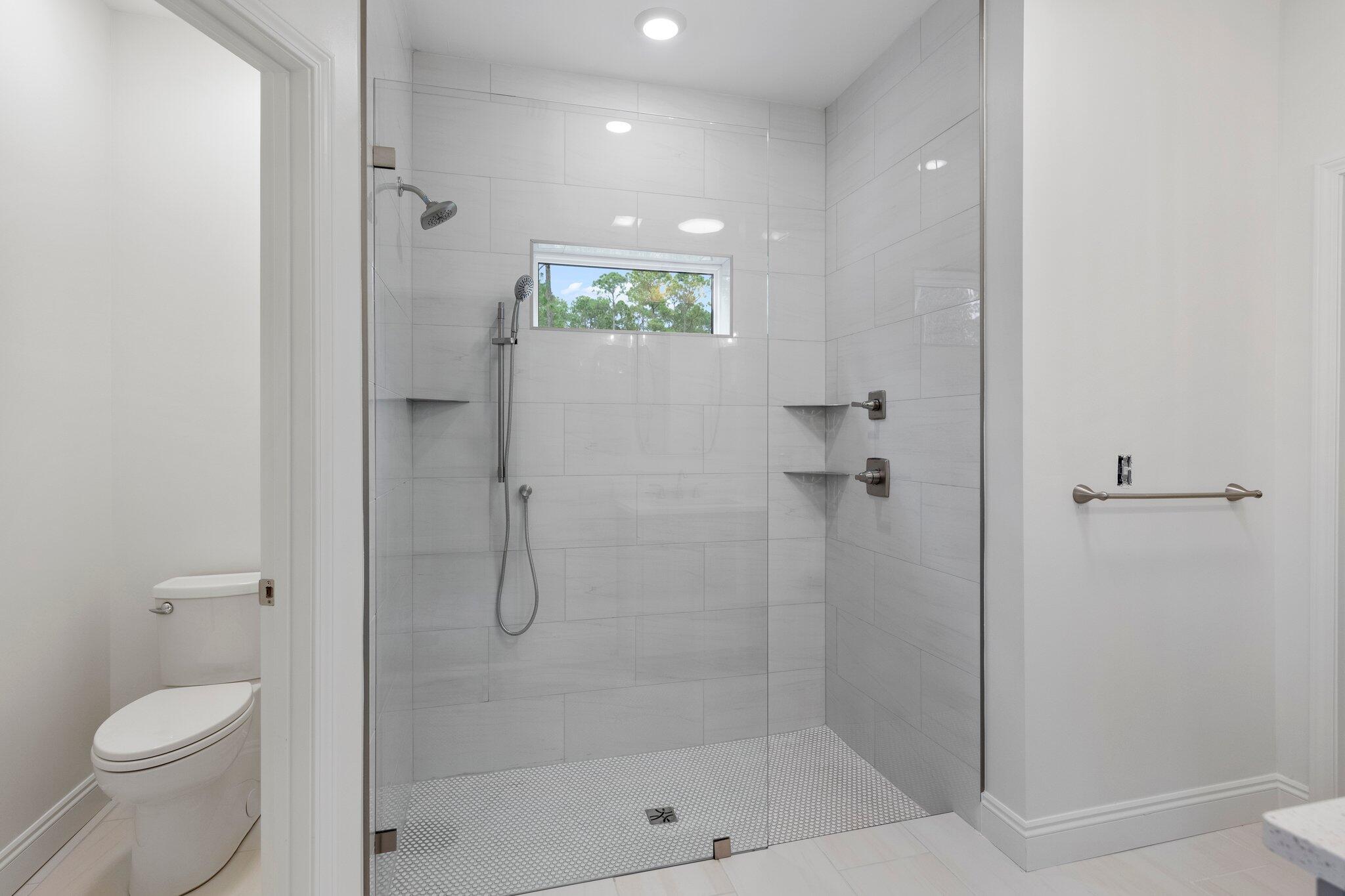 VILLA TASSO TOWN OF - Residential