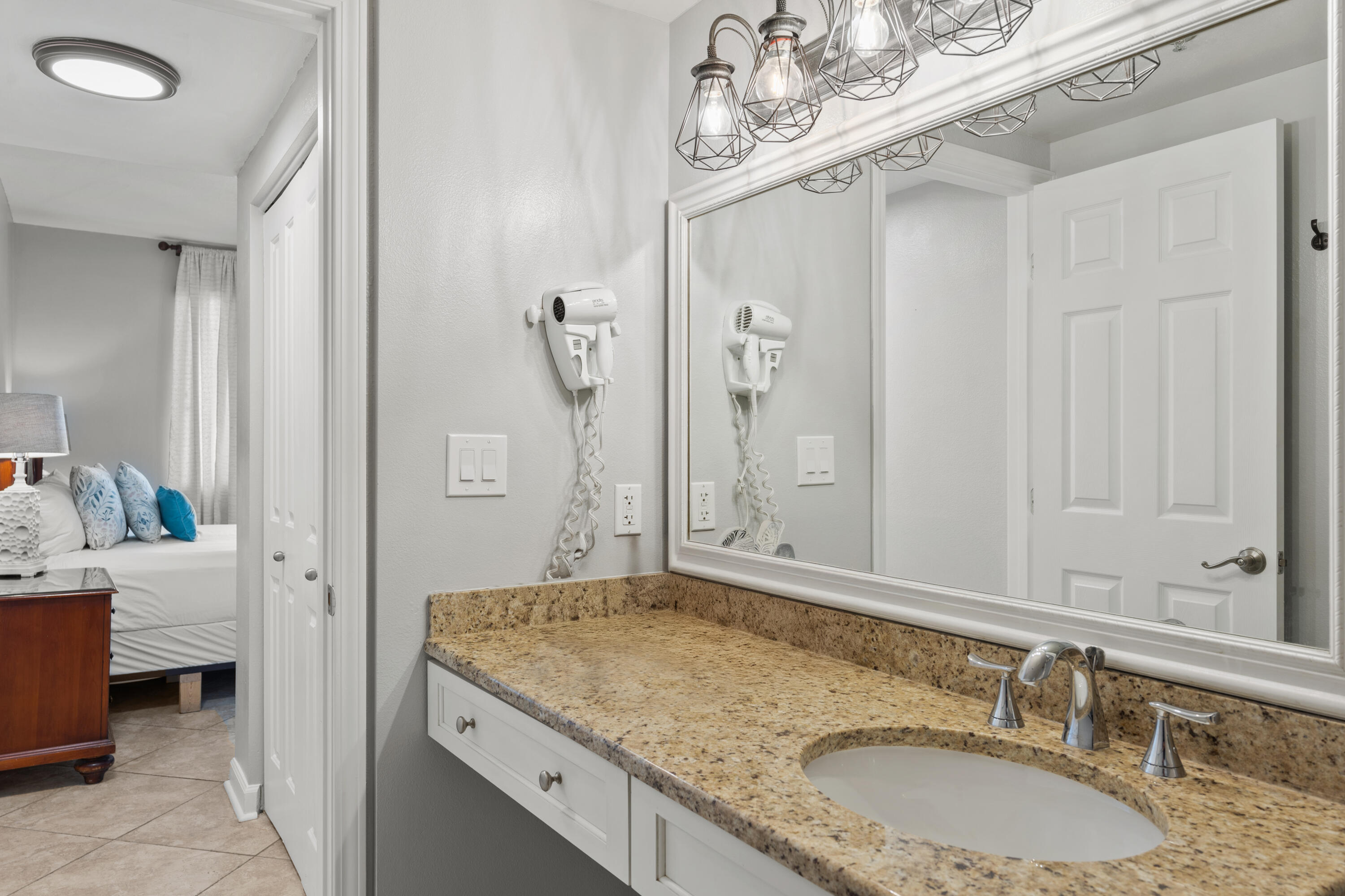 SHORES OF PANAMA - Residential