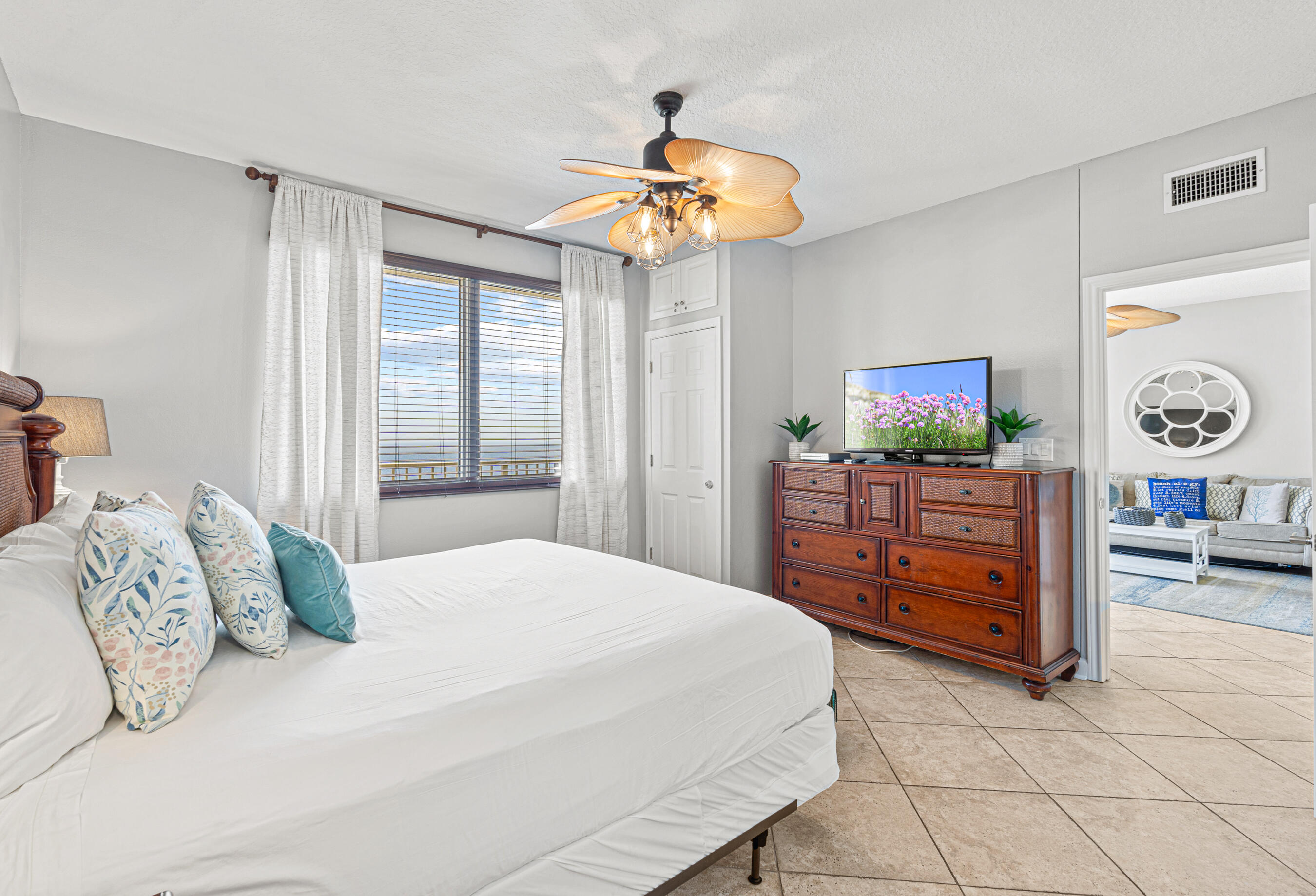 SHORES OF PANAMA - Residential