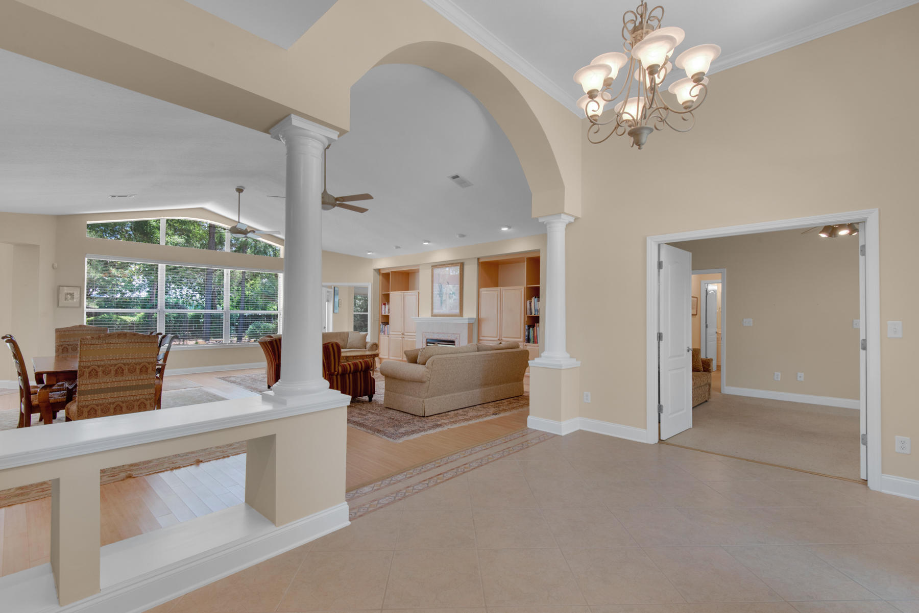 BAYTOWNE AVE EAST - Residential