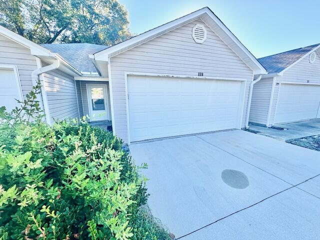 ROSEBUD PLANTATION T/H - Residential Lease