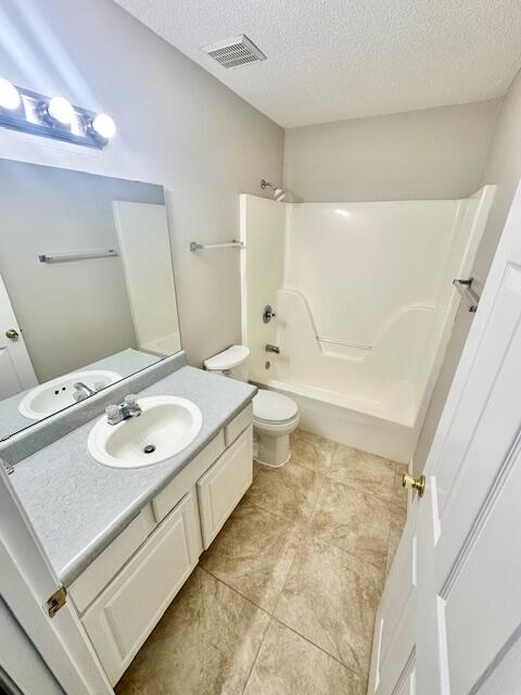 ROSEBUD PLANTATION T/H - Residential Lease