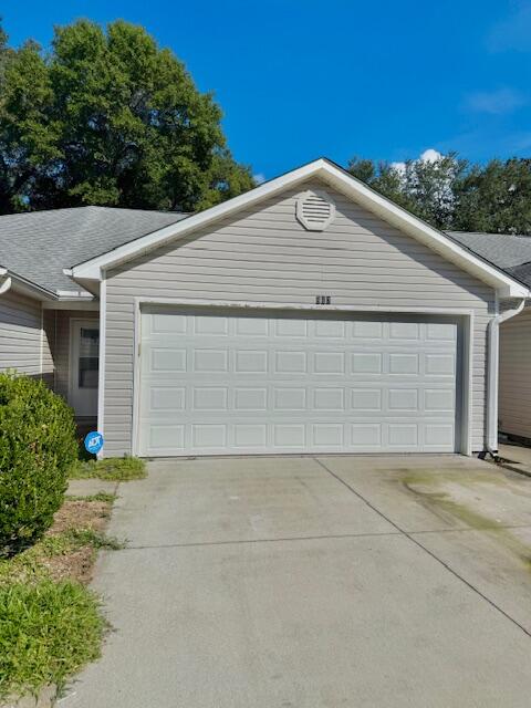 AVAIL: 10/22. SECURITY DEPOSIT = $1,700 - CAN BE BROKEN UP N 2 MONTHLY INSTALLMENTS IF QUALIFIED. PETS ALLOWED (20 LBS OR LESS) UPON OWNERS APPROVAL & W/ A NON-REFUNDABLE PET FEE! NO SMOKING INSIDE HOME! CONVENIENTLY LOCATED BETWEEN BOTH BASES & CLOSE TO SCHOOLS, BEACHES, SHOPPING, & RESTAURANTS! THIS 1 STORY TOWNHOUSE FEATURES A FAMILY ROOM, DINING ROOM, KITCHEN EQUIPPED W/ A REFRIGERATOR, STOVE, DISHWASHER & LAUNDRY AREA IS LOCATED IN THE 2 CAR GARAGE. MASTER SUITE HAS A WALK IN CLOSET. THE ADDITIONAL BEDROOM HAS A SEPARATE ENTRANCE TO THE BACK YARD. OTHER FEATURES INCLUDE TILE FLOORING THROUGHOUT, CEILING FANS, SKYLIGHT & AN OPEN PATIO. ALL ELECTRIC! HOA MOWS THE GRASS. WELCOME HOME!
