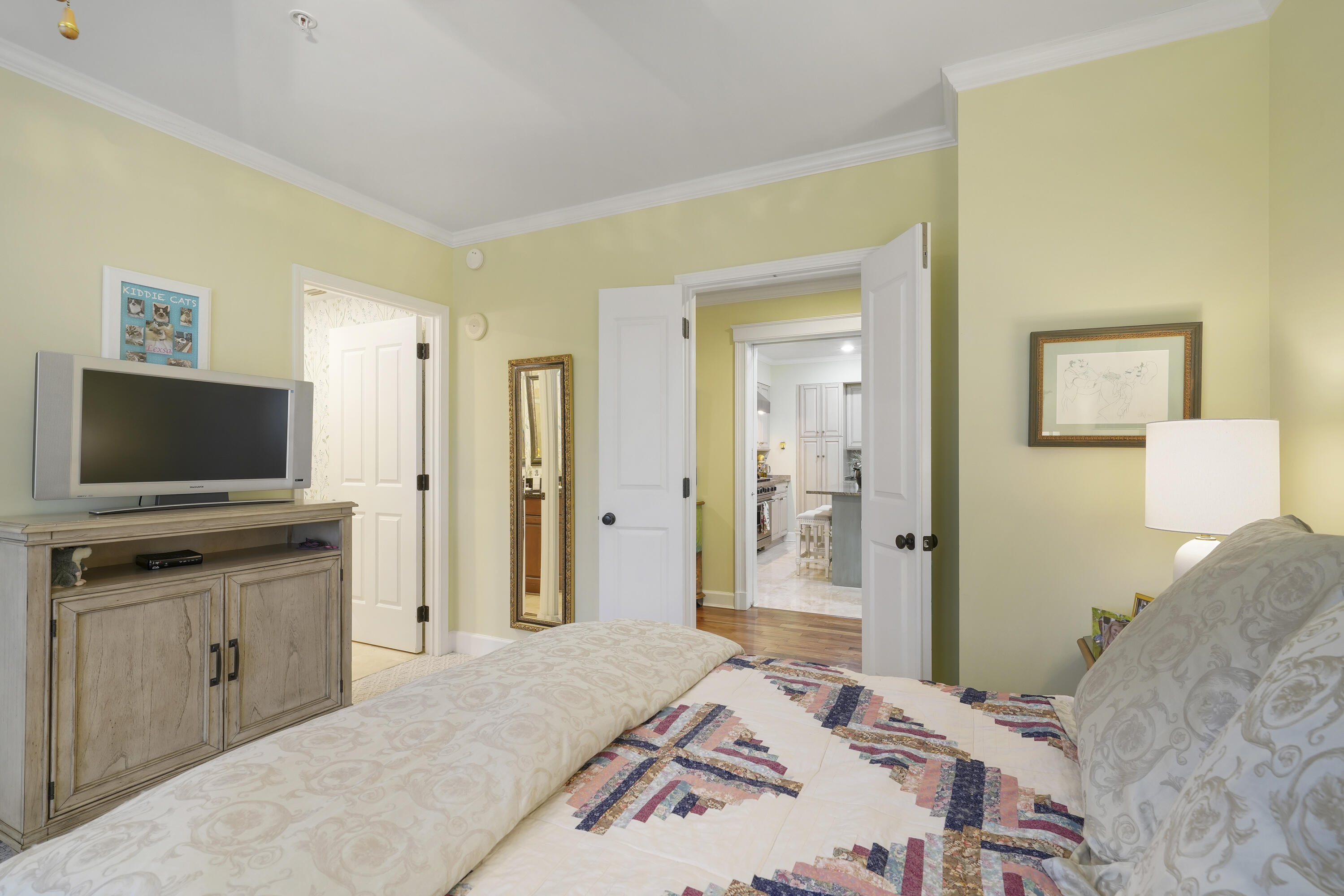 ONE WATER PLACE AT KELLY PLANTATION - Residential