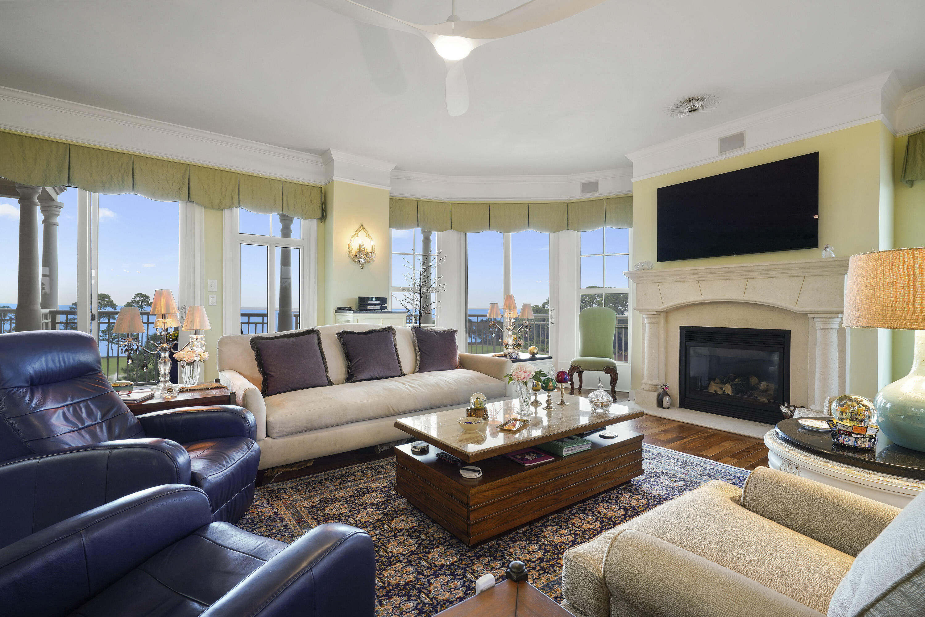 ONE WATER PLACE AT KELLY PLANTATION - Residential