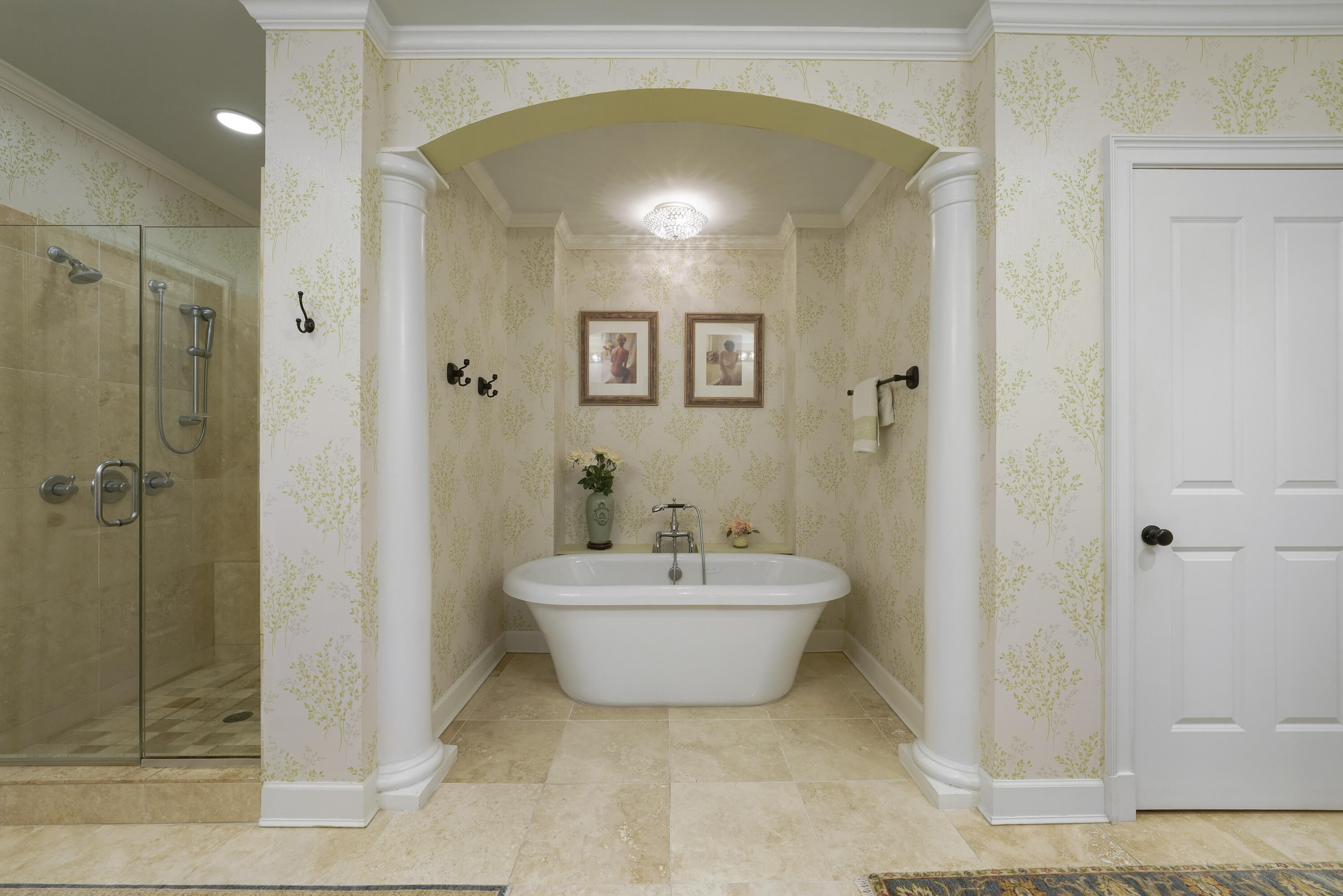 ONE WATER PLACE AT KELLY PLANTATION - Residential