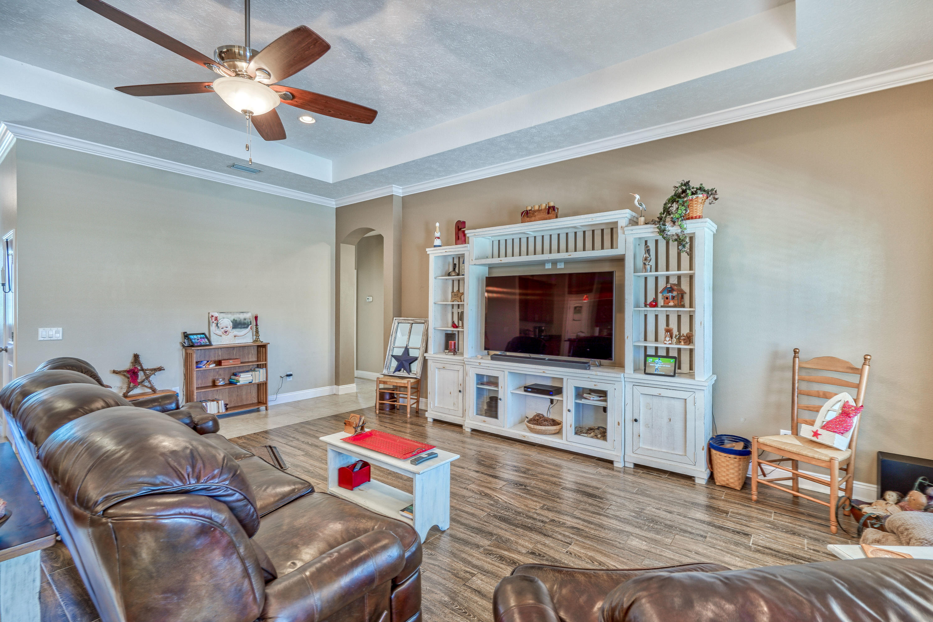 COLONY CLUB - Residential