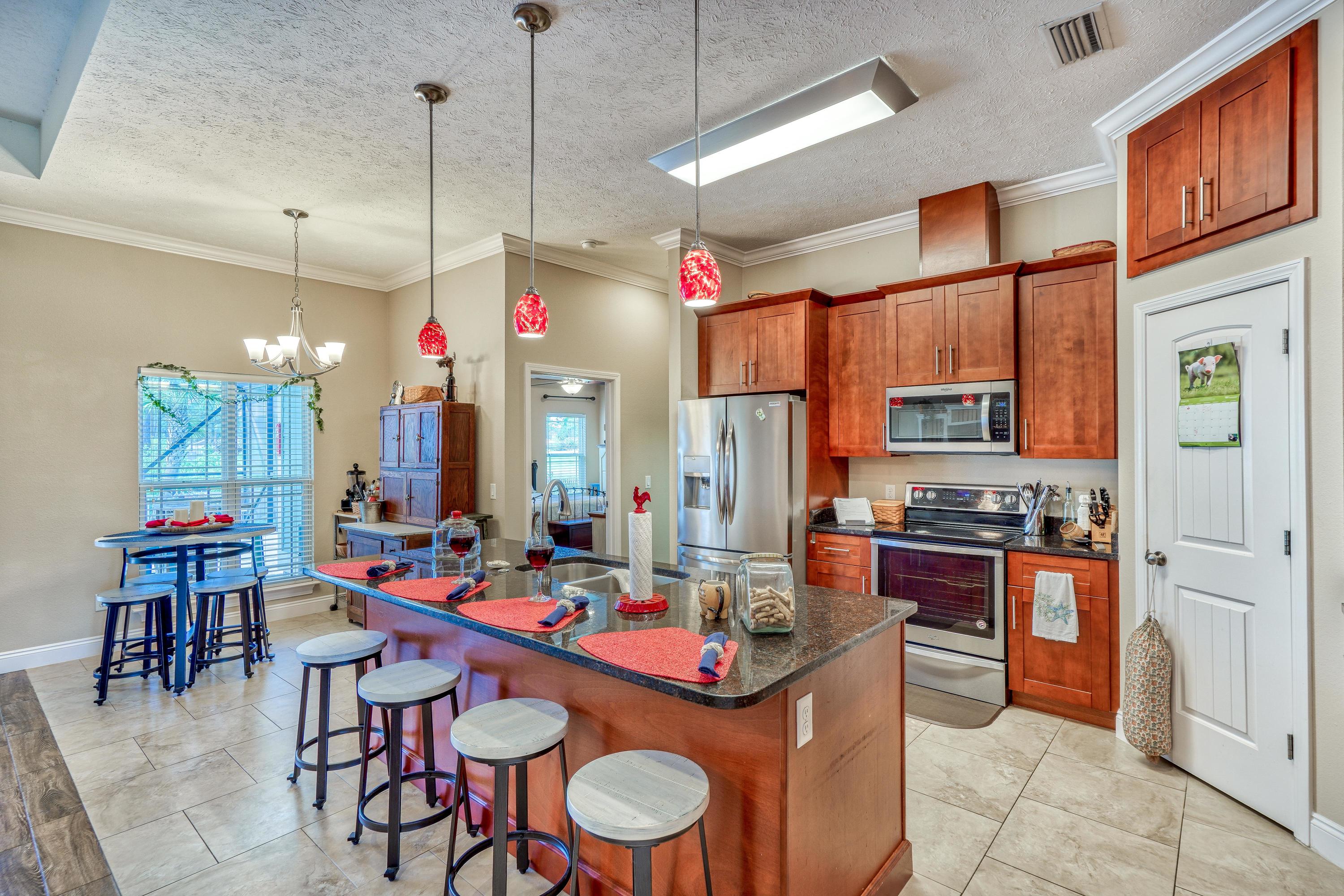 COLONY CLUB - Residential