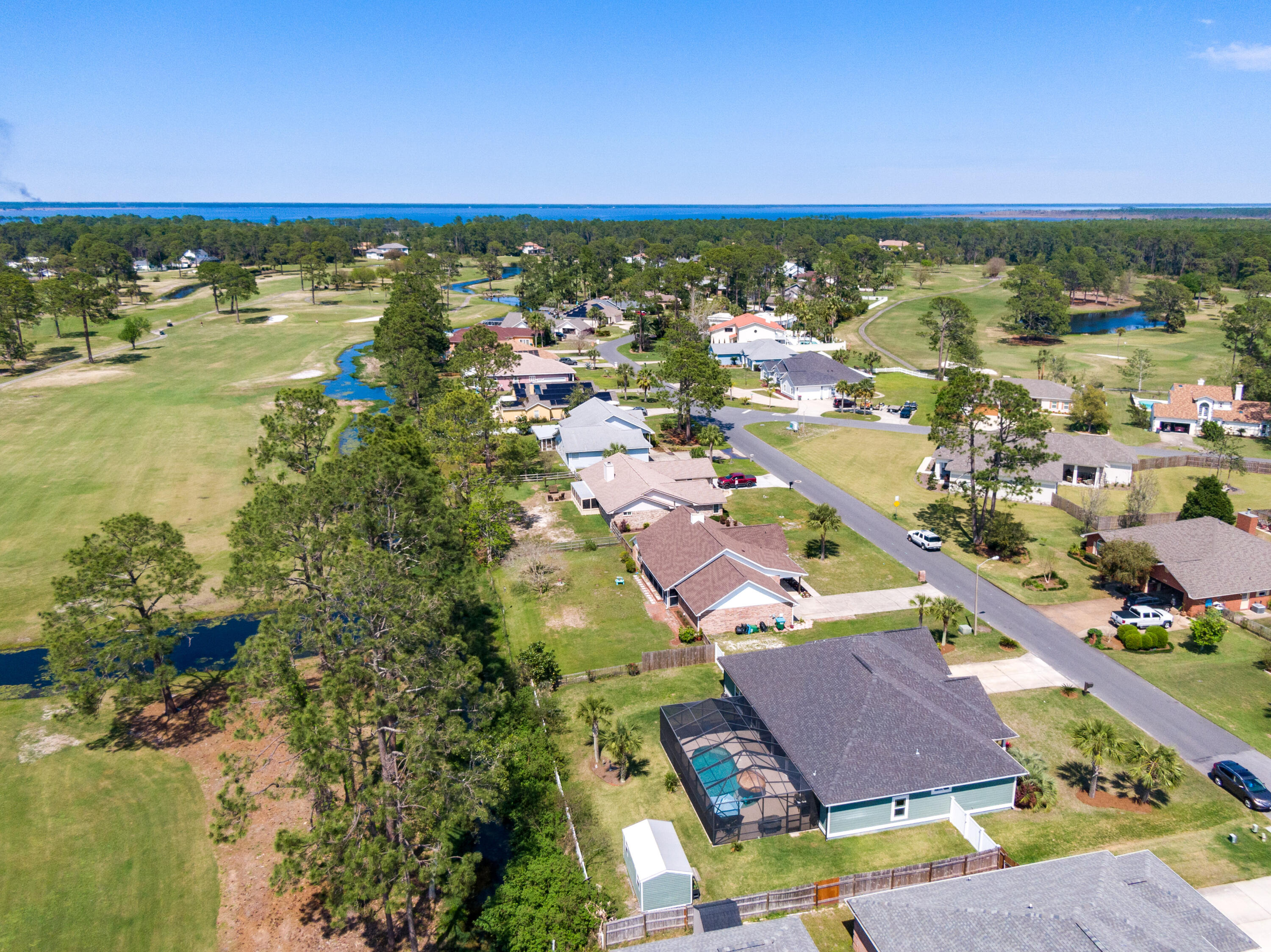 COLONY CLUB - Residential