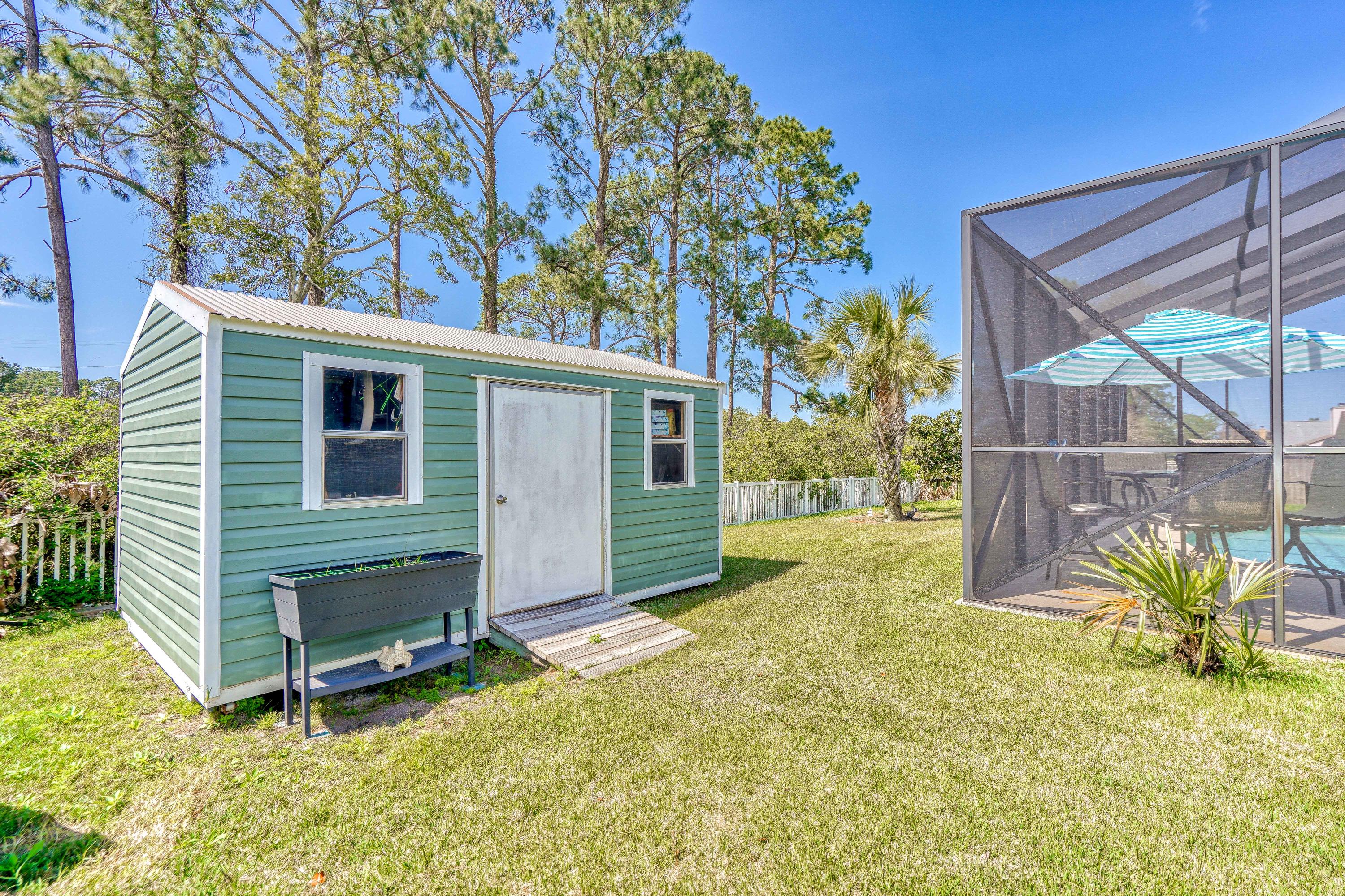 COLONY CLUB - Residential