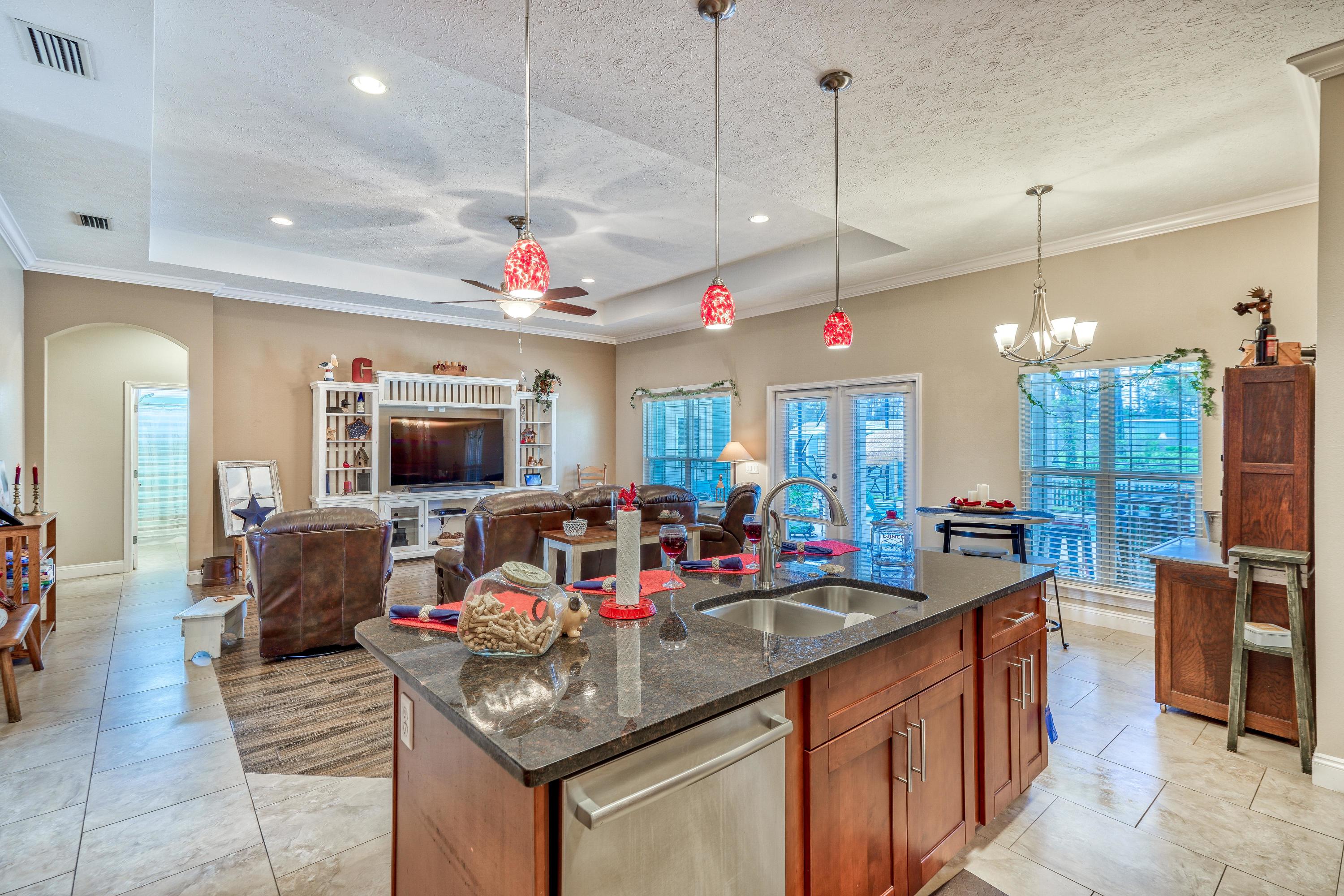 COLONY CLUB - Residential