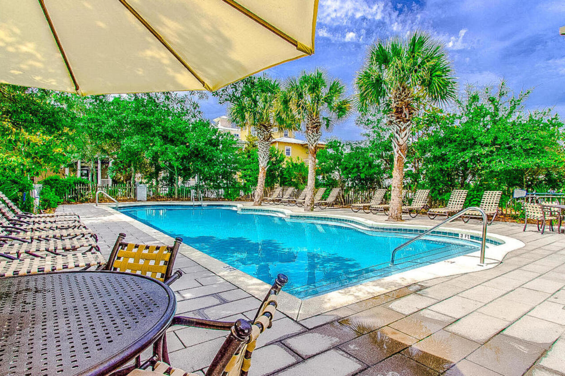 SUMMER'S EDGE - Residential