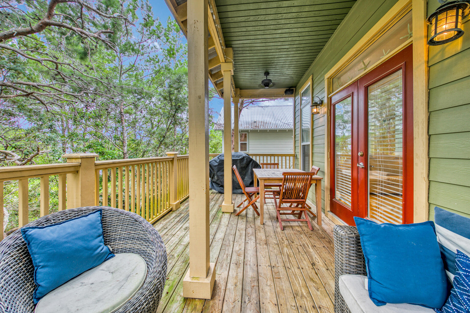 SUMMER'S EDGE - Residential