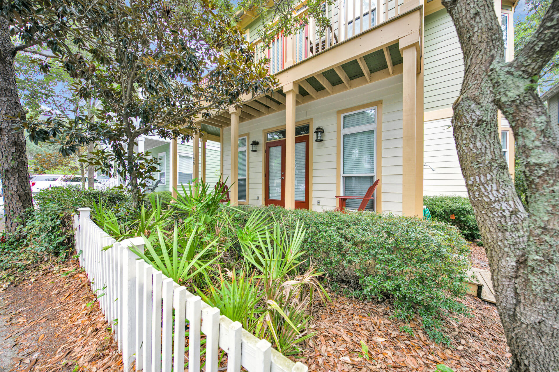 SUMMER'S EDGE - Residential