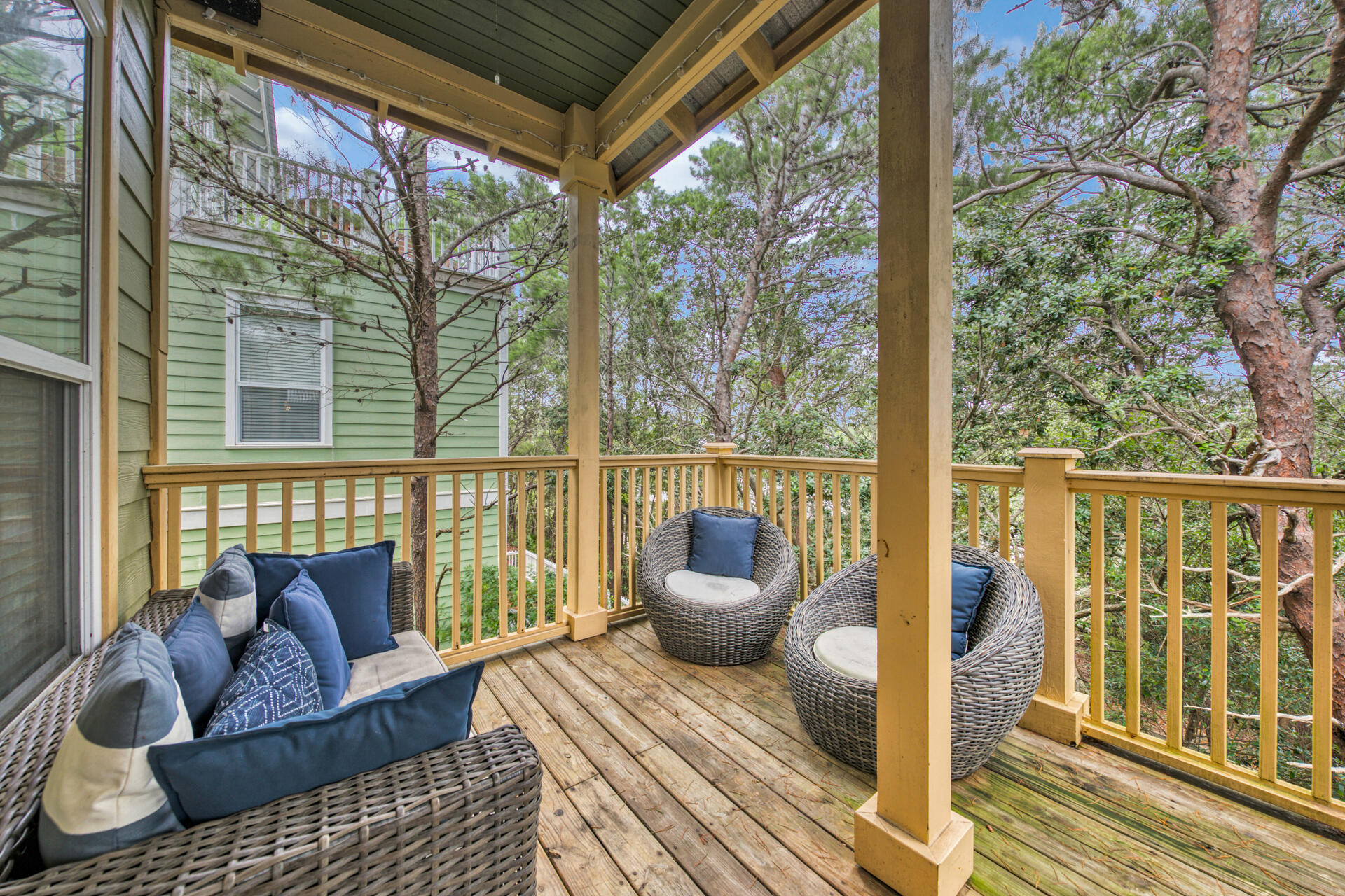 SUMMER'S EDGE - Residential