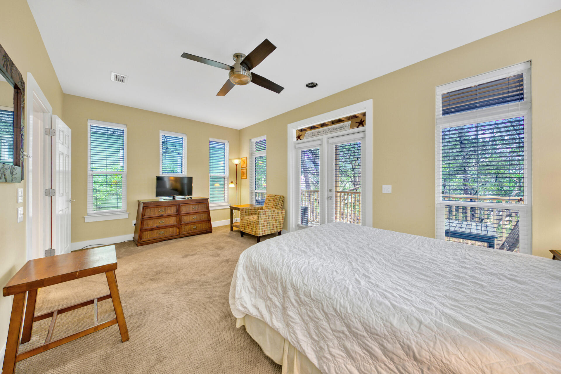 SUMMER'S EDGE - Residential