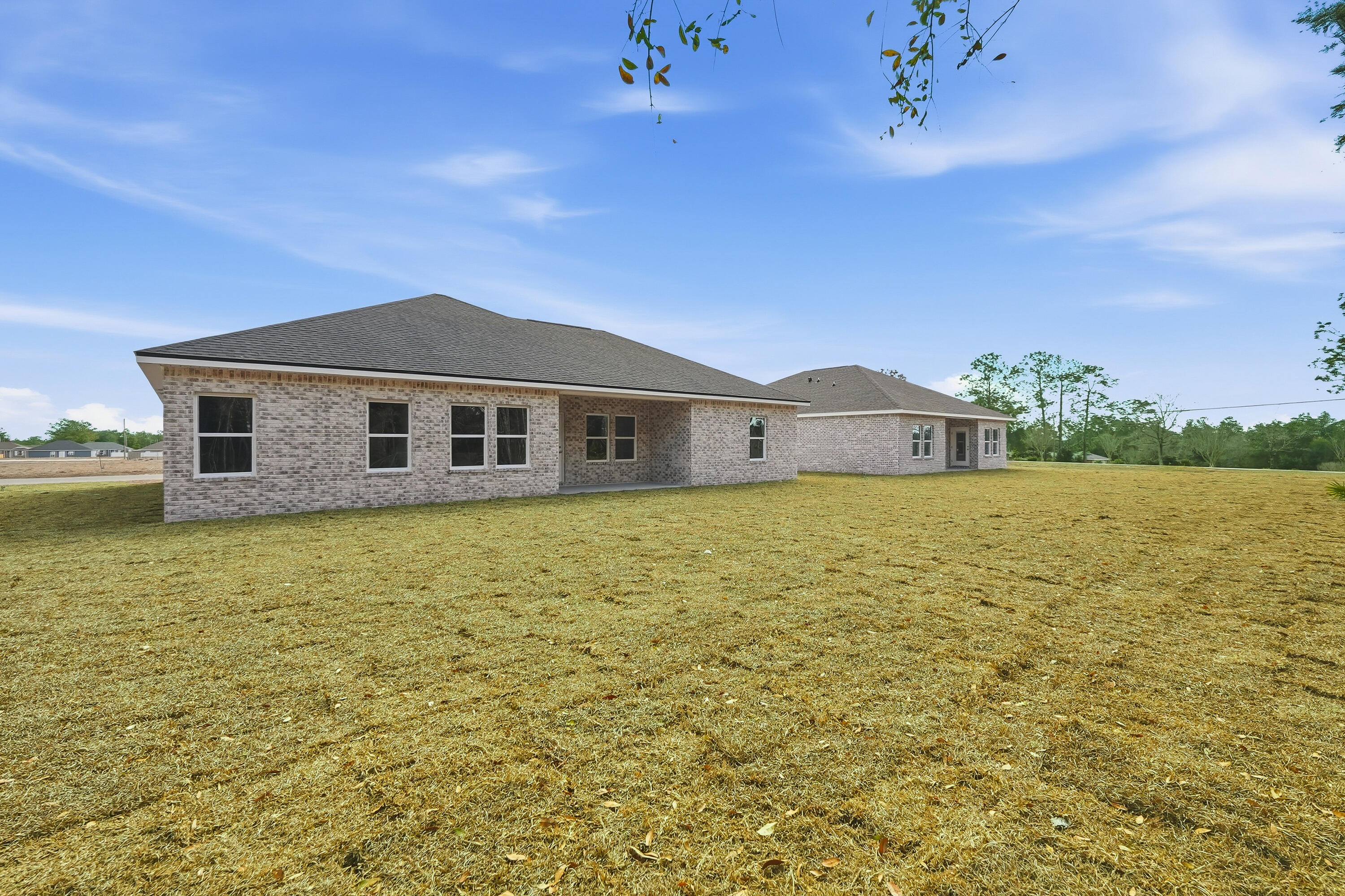 SOUTHERN CHARM - Residential