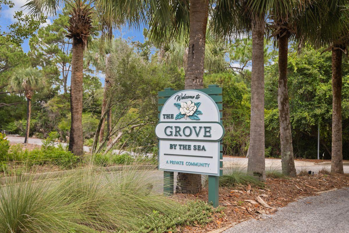 GROVE BY THE SEA - Land