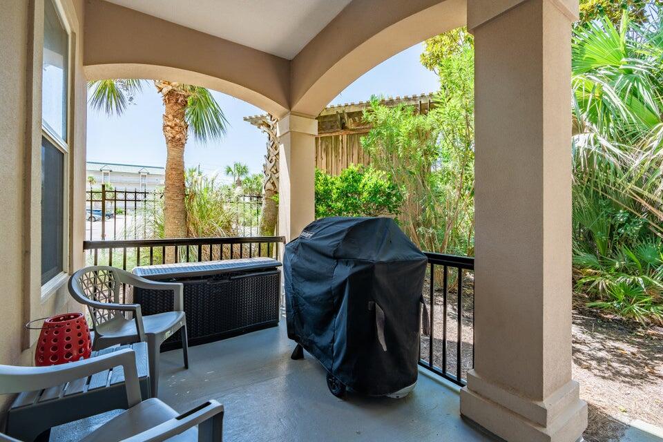 MIRAMAR BEACH VILLAS - Residential