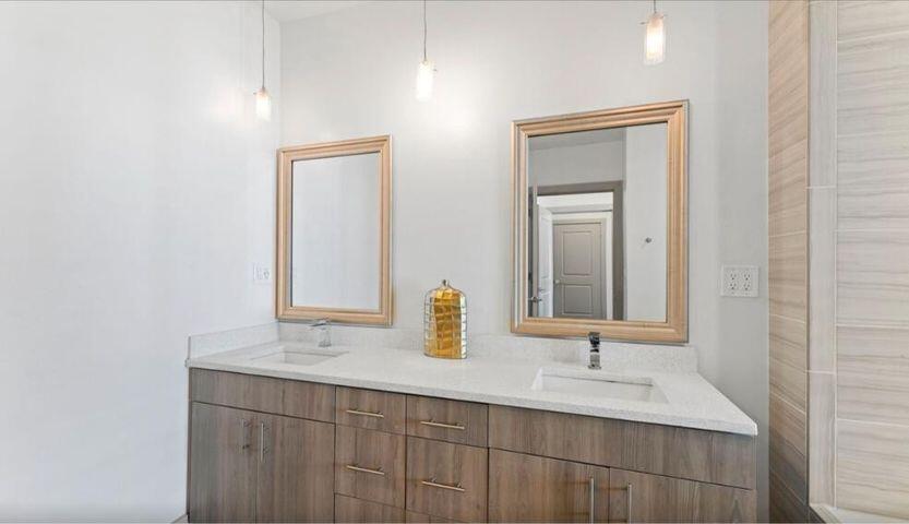 The Pointe 30a - Residential