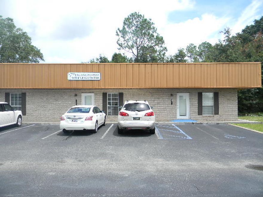 STARTING A NEW BUSINESS OR GROWING & NEED MORE SPACE---HERE YOU GO!!AVAILABLE FOR LEASE. GREAT OFFICE SPACE, GREAT LOCATION!! APPROX. 2000SF (PREV USED AS DR.'S OFFICE). Two units combined. Left side consists of entrance, receptionist office, three offices, kitchenette area, bathroom. Right side consists of lobby, 2 offices, bathroom, executive office & bath w/shower, & file room accessible from the executive office & left side. Room dimensions are listed in documents. Water included!!Some work in progress now to ready. MAKE YOUR APPT TODAY TO VIEW.