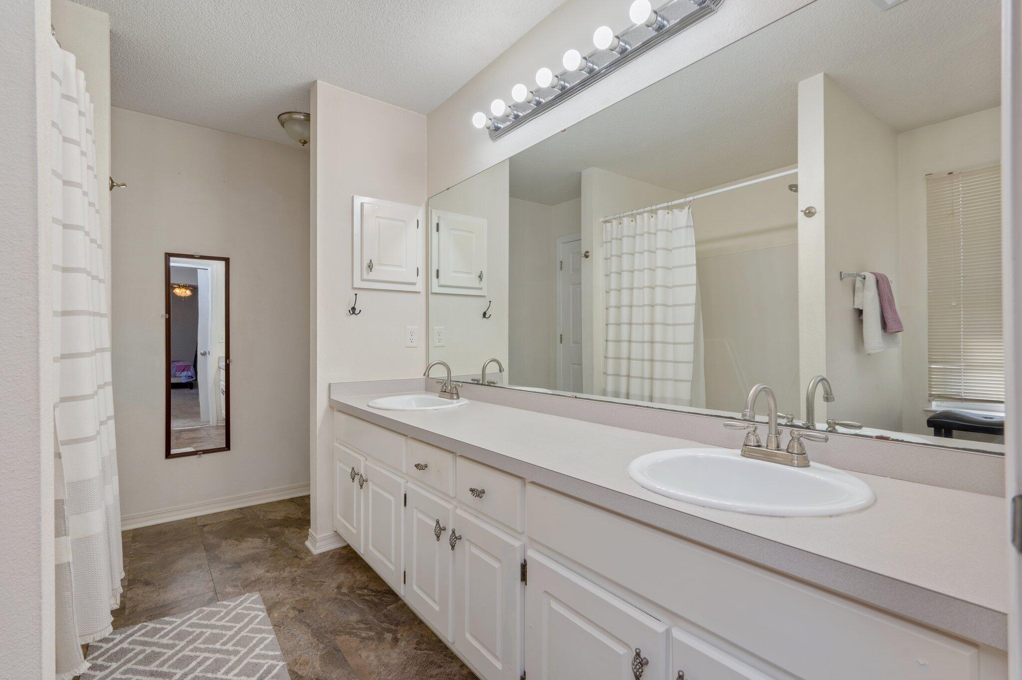 EMERALD VILLAGE S/D - Residential
