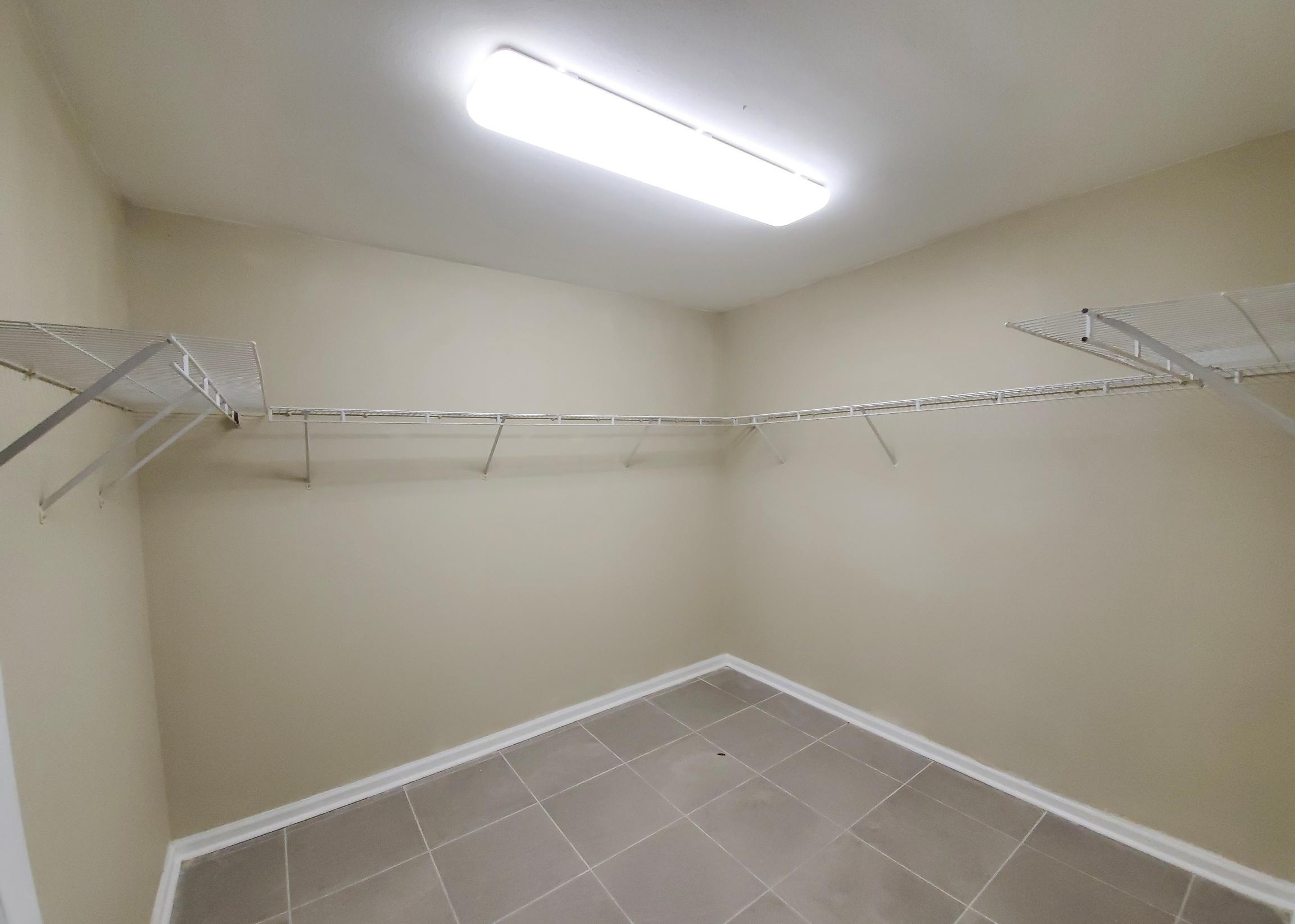 MORRIS ADDN TO CRESTVIEW - Residential