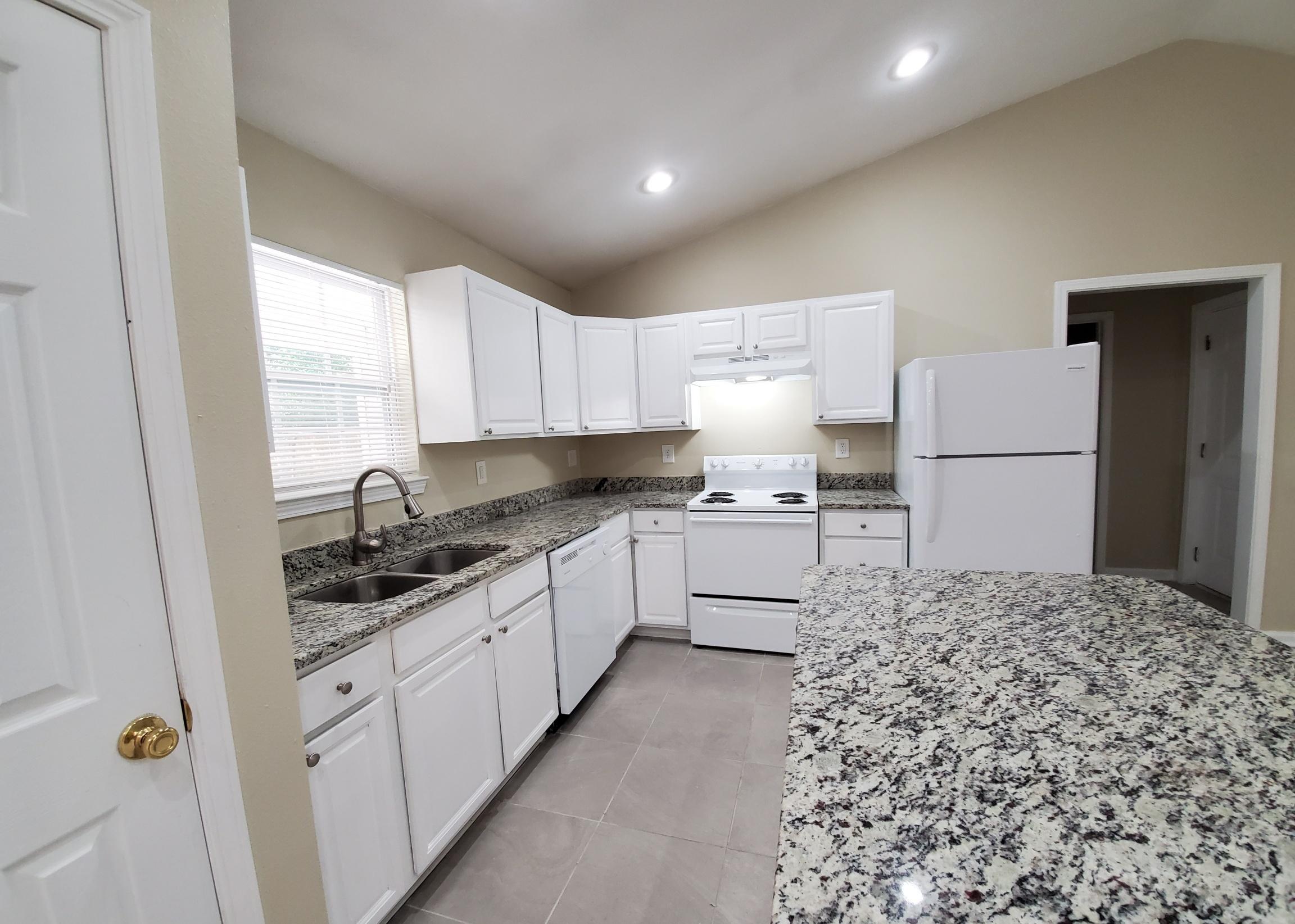 MORRIS ADDN TO CRESTVIEW - Residential